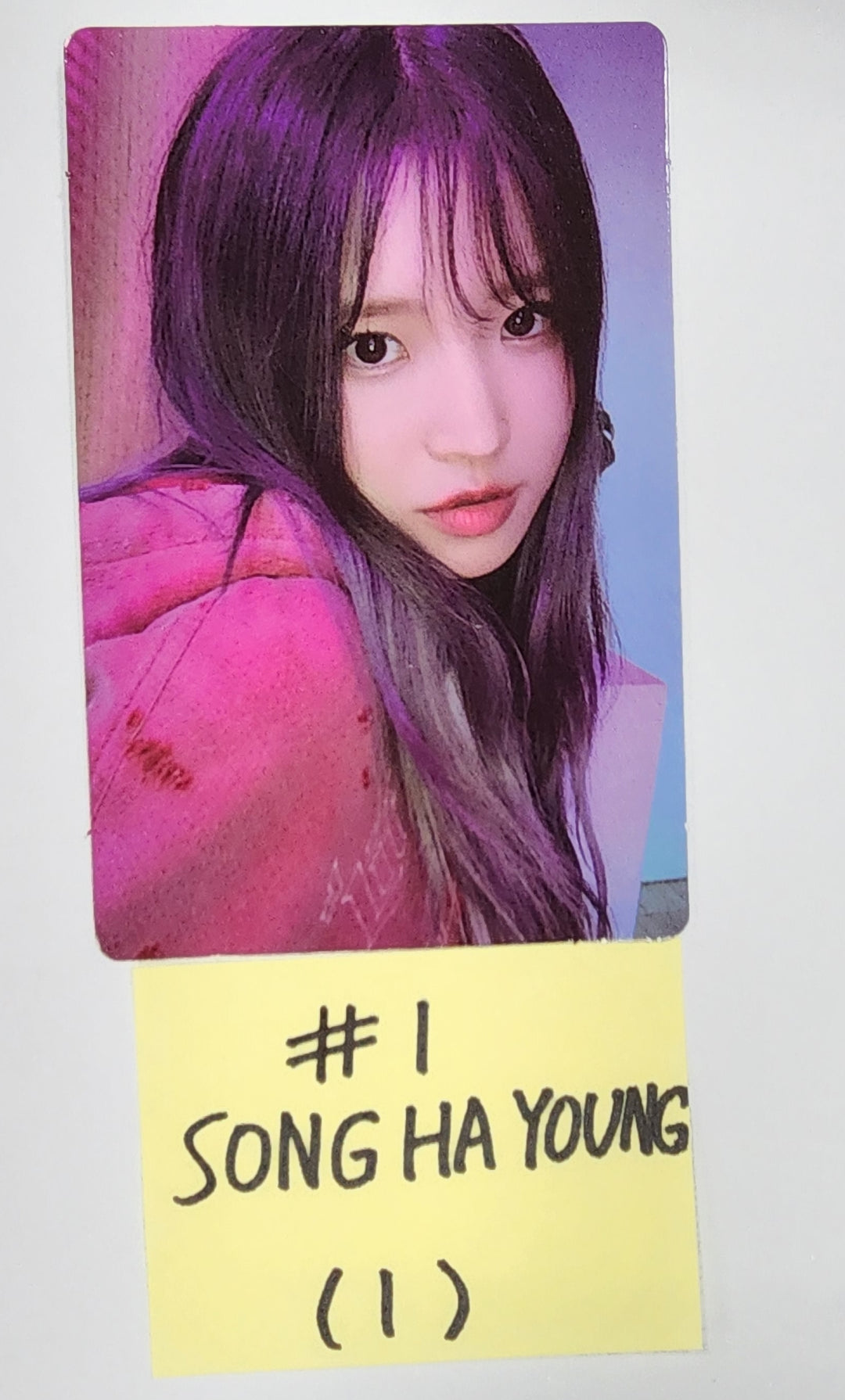 Fromis_9 "Unlock My World" - Official Photocard, Mini Card [Leesaerom, Songhayoung, Parkjiwon, Rohjisun] - HALLYUSUPERSTORE