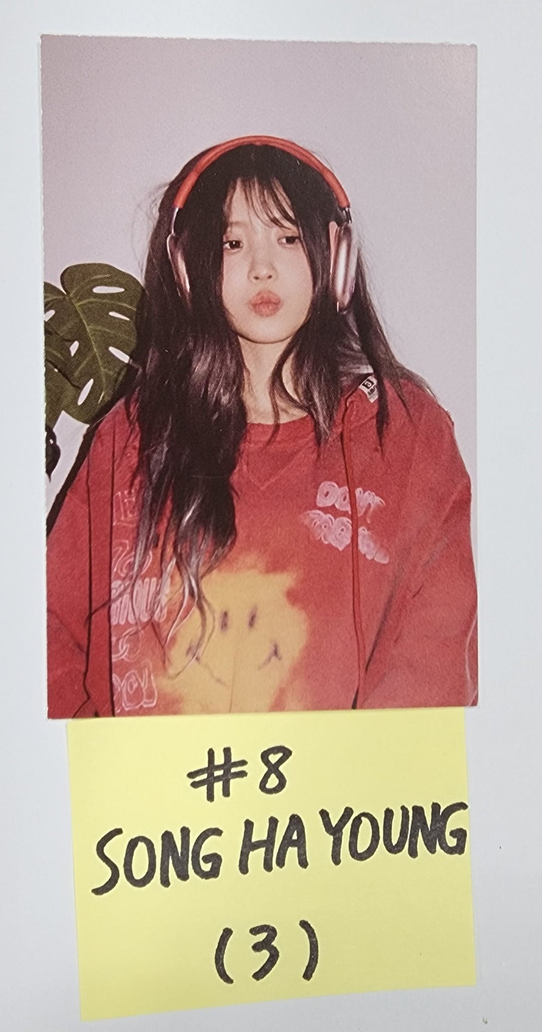 Fromis_9 "Unlock My World" - Official Photocard, Mini Card [Leesaerom, Songhayoung, Parkjiwon, Rohjisun] - HALLYUSUPERSTORE