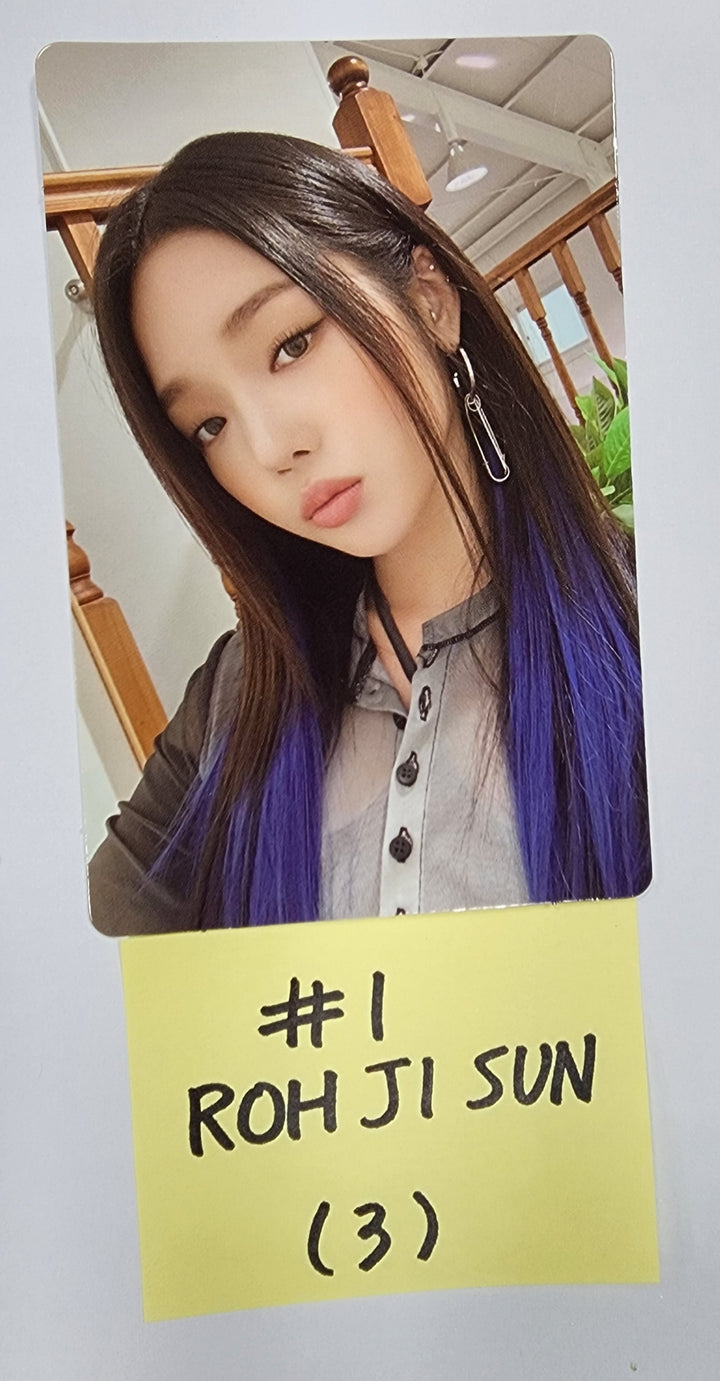 Fromis_9 "Unlock My World" - Official Photocard, Mini Card [Leesaerom, Songhayoung, Parkjiwon, Rohjisun] - HALLYUSUPERSTORE