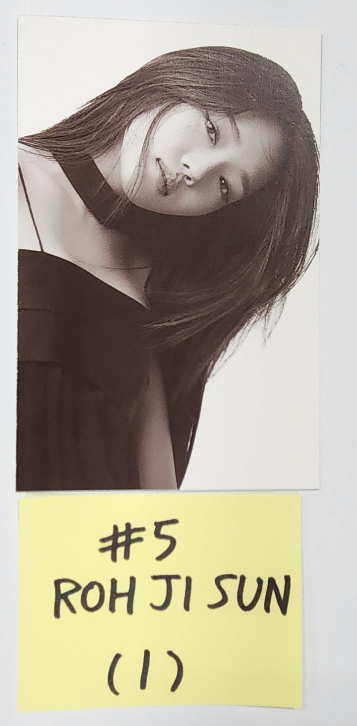 Fromis_9 "Unlock My World" - Official Photocard, Mini Card [Leesaerom, Songhayoung, Parkjiwon, Rohjisun] - HALLYUSUPERSTORE