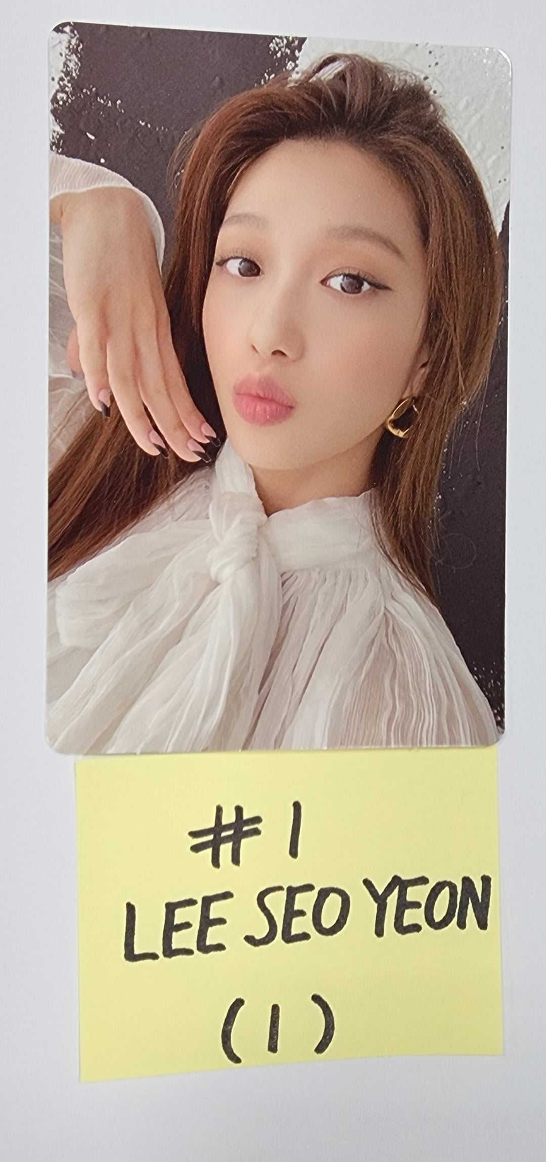 Fromis_9 "Unlock My World" - Official Photocard, Mini Card [Leeseoyeon, Leechaeyoung, Leenagyung, Baekjiheon] - HALLYUSUPERSTORE