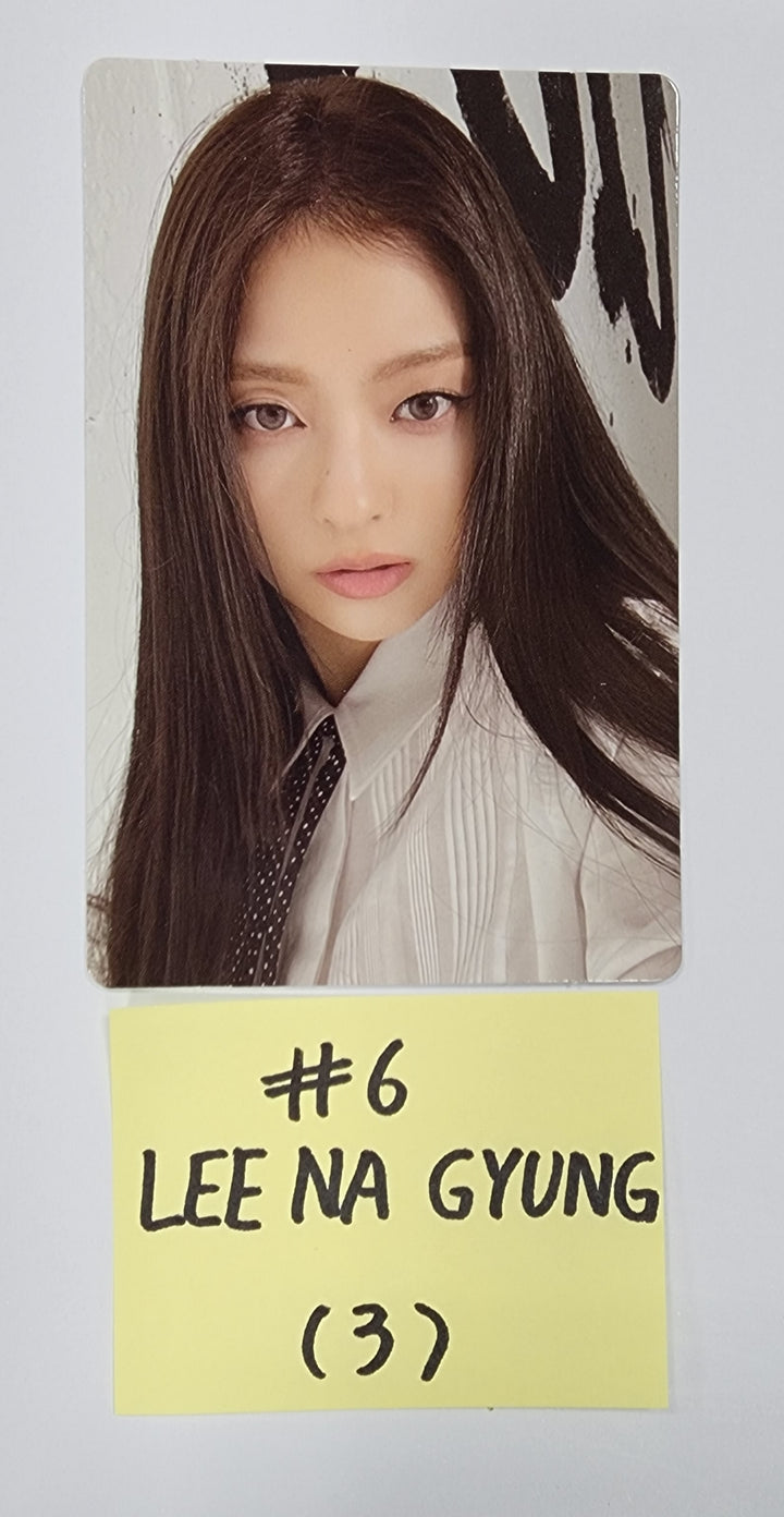 Fromis_9 "Unlock My World" - Official Photocard, Mini Card [Leeseoyeon, Leechaeyoung, Leenagyung, Baekjiheon] - HALLYUSUPERSTORE