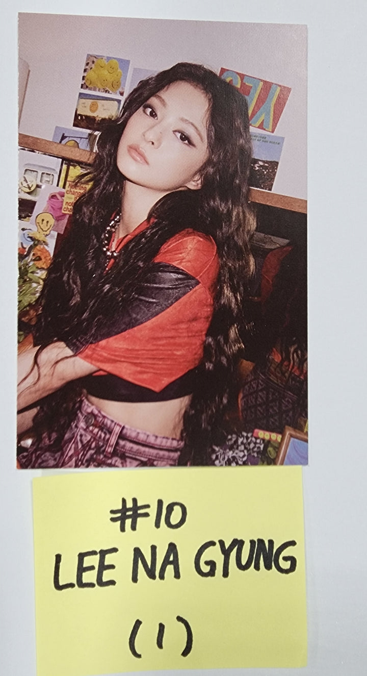 Fromis_9 "Unlock My World" - Official Photocard, Mini Card [Leeseoyeon, Leechaeyoung, Leenagyung, Baekjiheon] - HALLYUSUPERSTORE