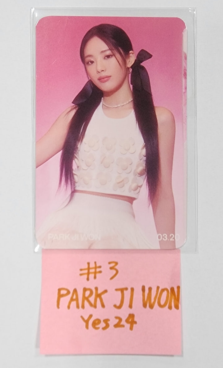 Fromis_9 "Unlock My World" - Yes24 Pre-Order Benefit Photocard [Compact Ver.] - HALLYUSUPERSTORE