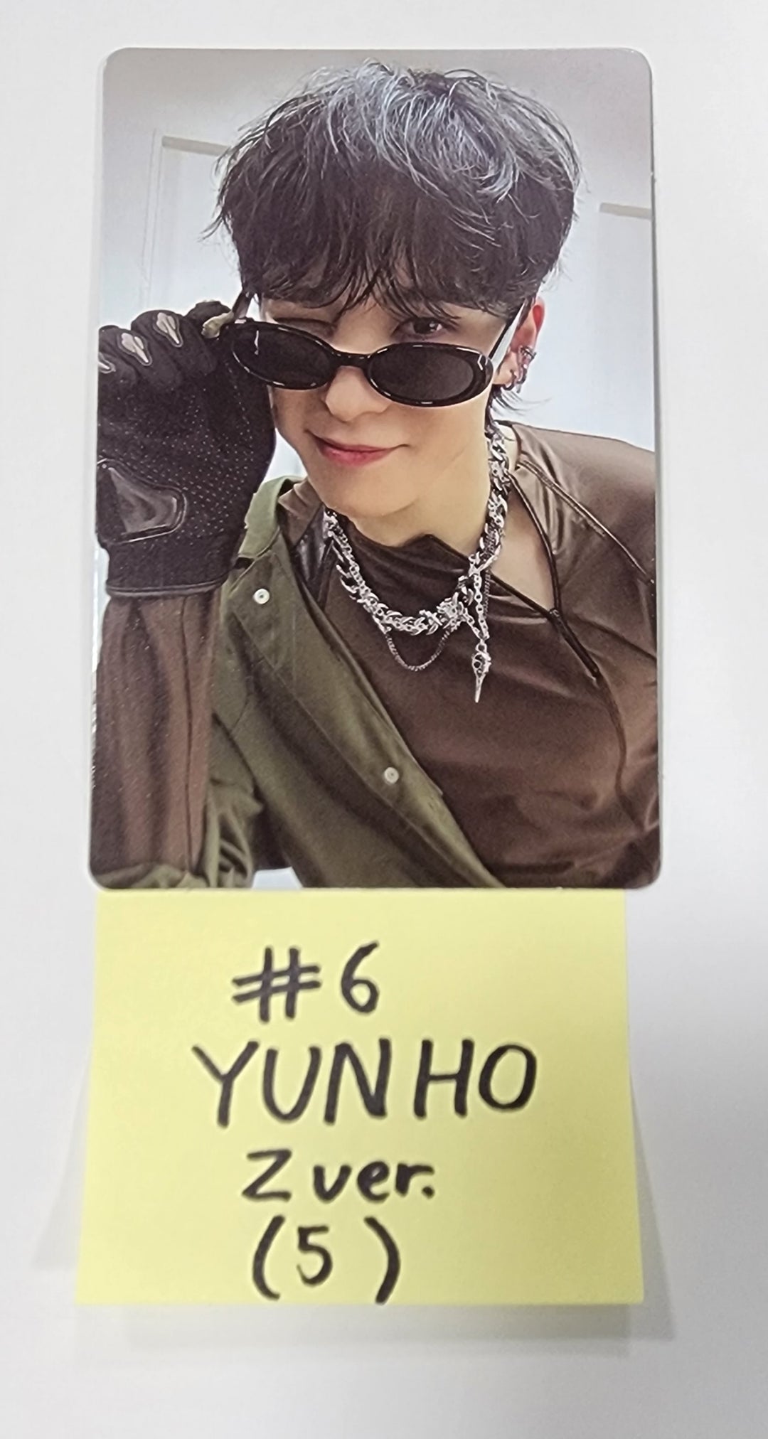 ATEEZ "THE WORLD EP.2 " 9th Mini - Official Photocard (1) - HALLYUSUPERSTORE