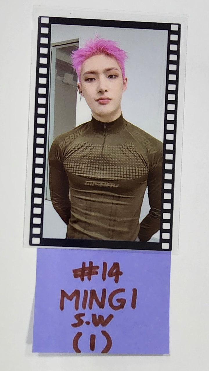 ATEEZ "THE WORLD EP.2 " - Soundwave Fansign Event photocard, Film Photocard - HALLYUSUPERSTORE