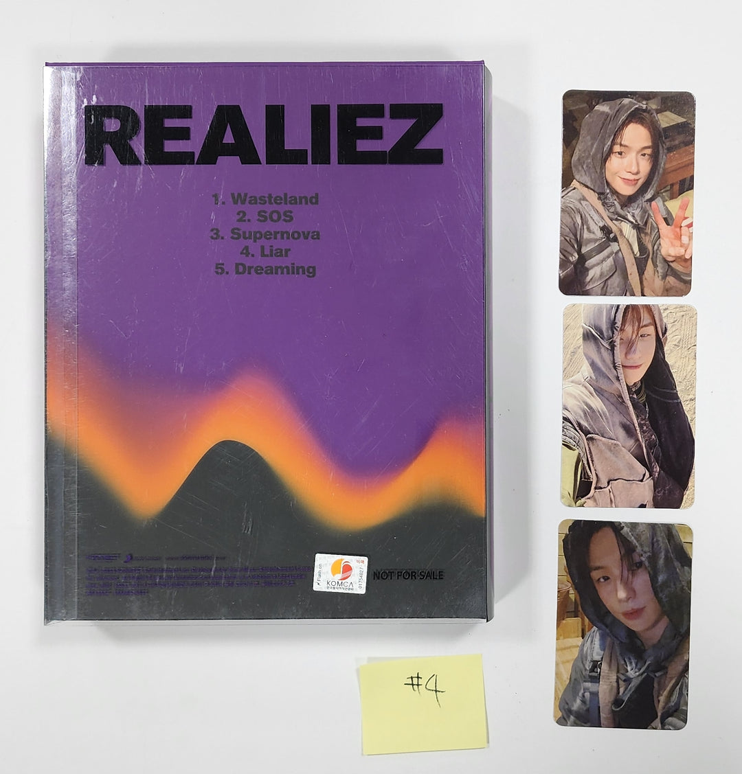 KANGDANIEL "REALIEZ" - Hand Autographed(Signed) Promo Album - HALLYUSUPERSTORE