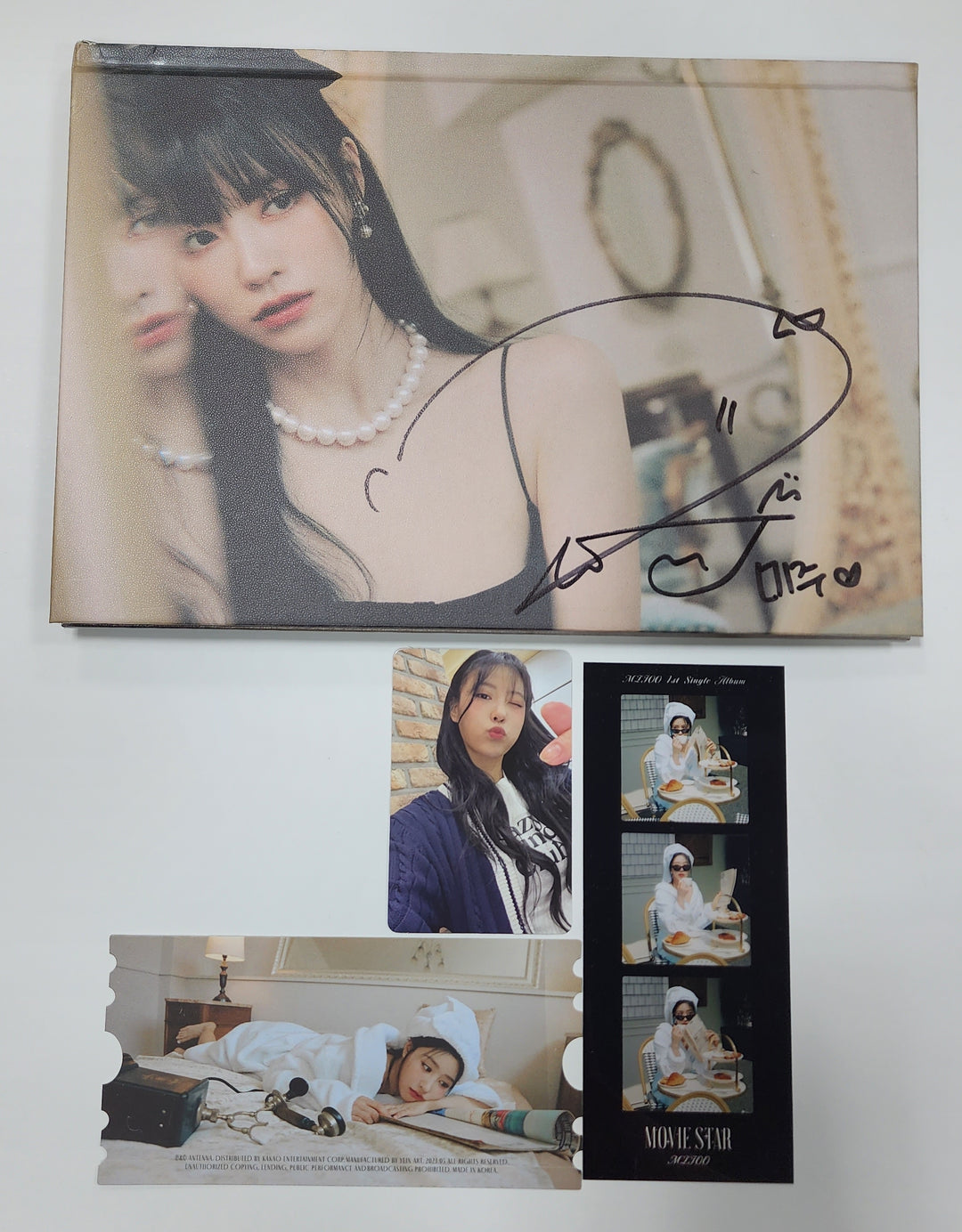 MIJOO "Movie Star" - Hand Autographed(Signed) Album - Must Read ! - HALLYUSUPERSTORE