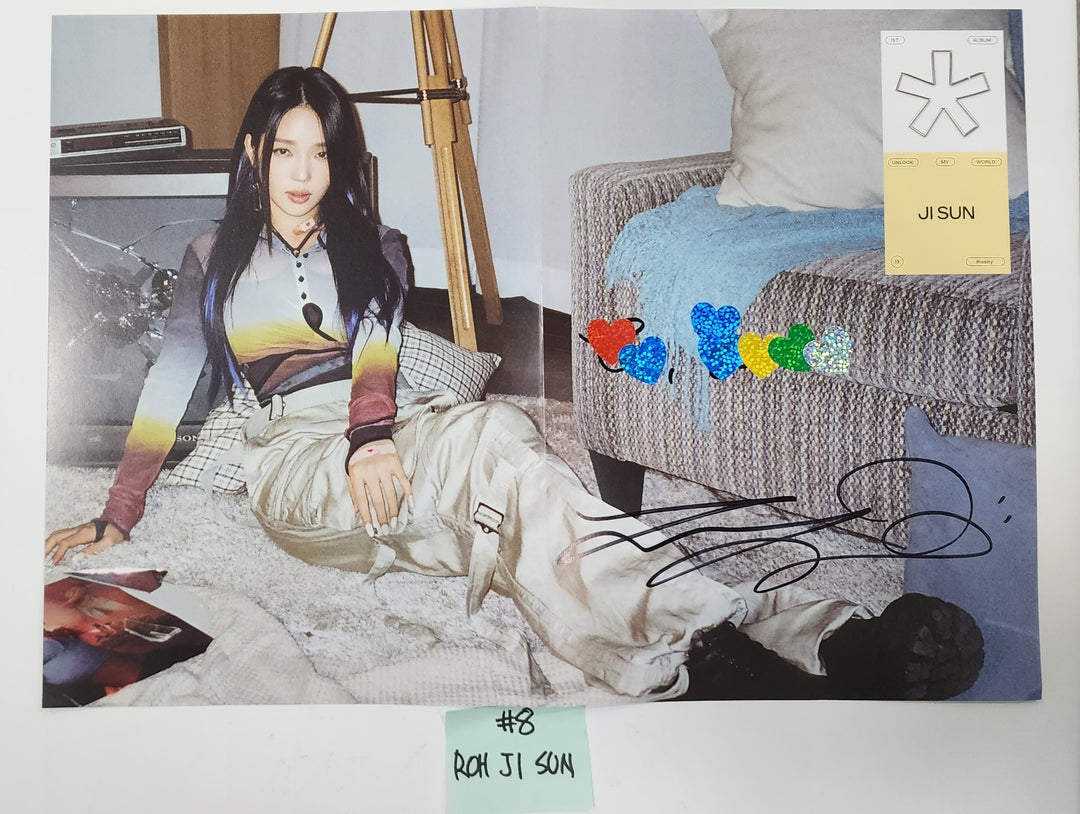 Fromis_9 "Unlock My World" - A Cut Page From Fansign Event Album - HALLYUSUPERSTORE