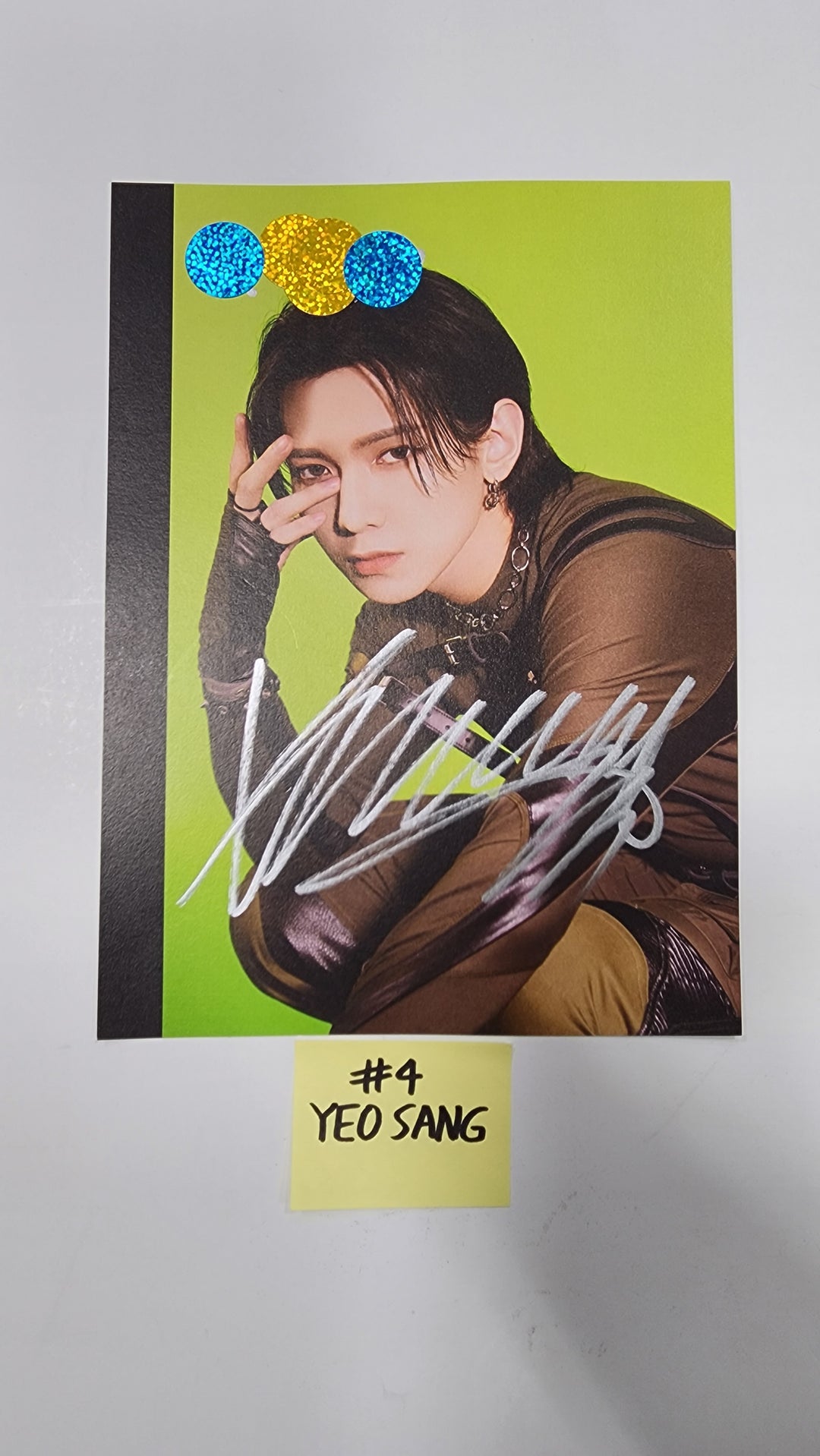ATEEZ "THE WORLD EP.2 " - A Cut Page From Fansign Event Album - HALLYUSUPERSTORE
