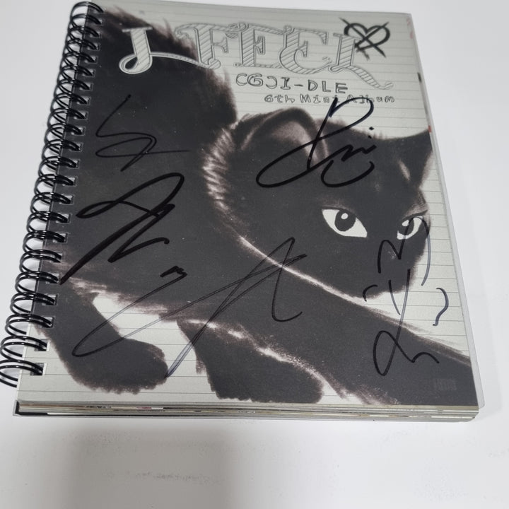 (g) I-DLE "I Feel" - Hand Autographed(Signed) Album - HALLYUSUPERSTORE