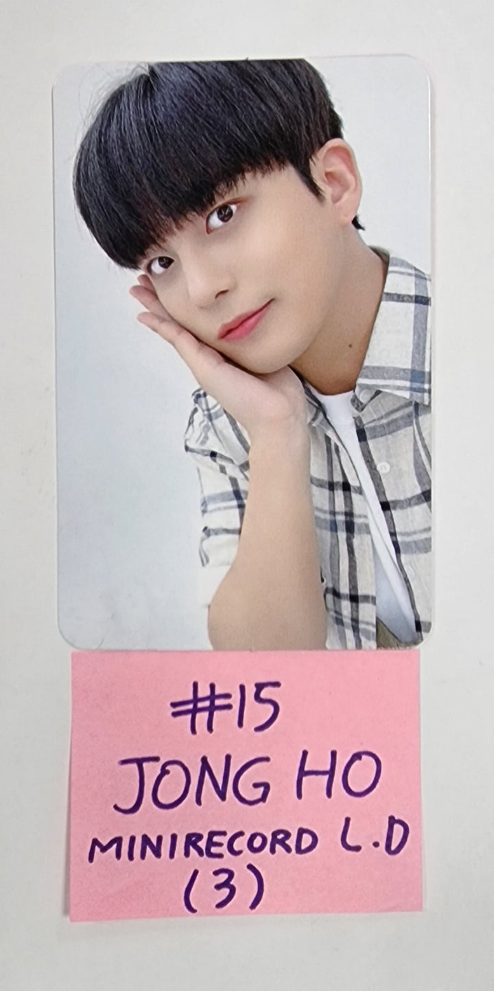 ATEEZ "THE WORLD EP.2 " - Mini Record Lucky Draw Event Photocard [Platfrom Ver.] - HALLYUSUPERSTORE