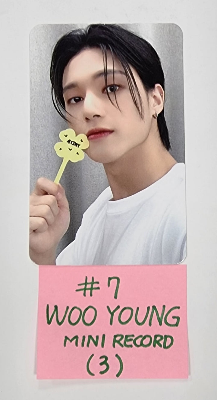 ATEEZ "THE WORLD EP.2 " -Mini Record Fansign Event Photocard [Platform Ver.] - HALLYUSUPERSTORE