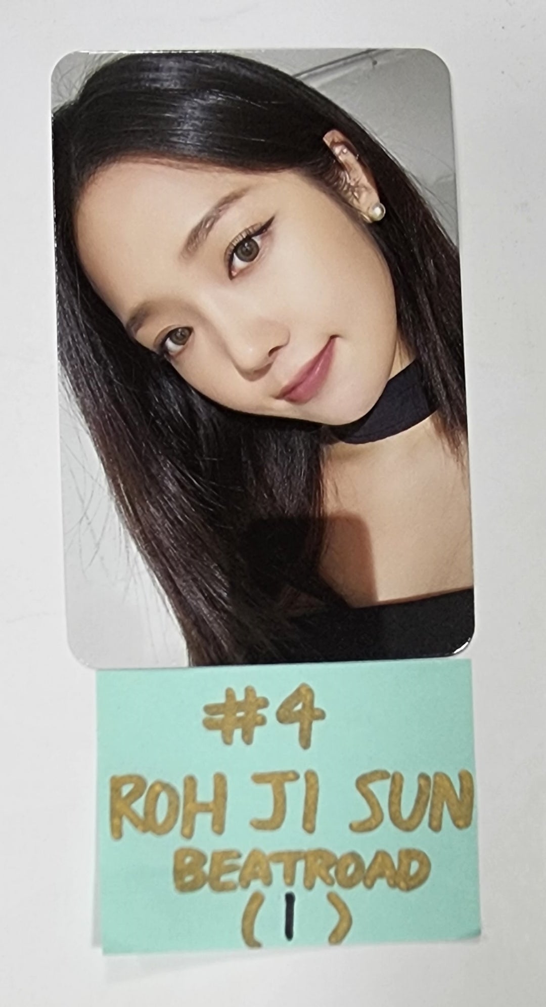 Fromis_9 "Unlock My World" - Beatroad Fansign Event Photocard - HALLYUSUPERSTORE