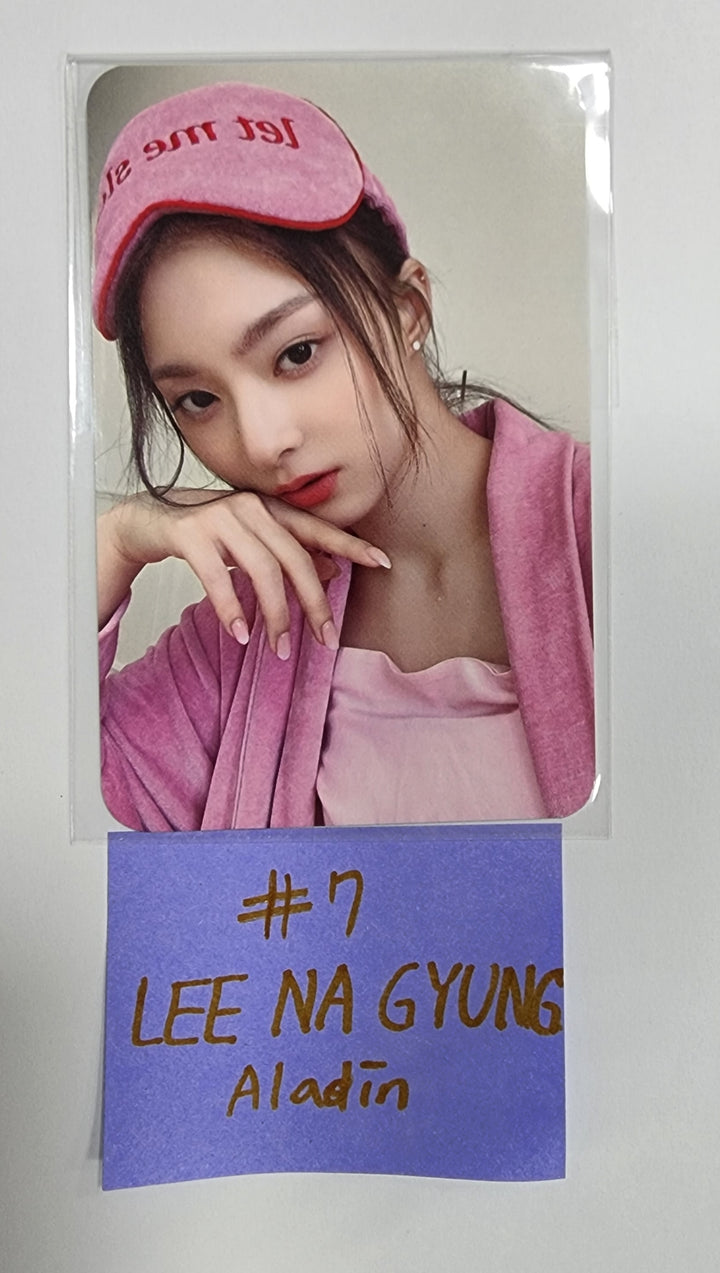 Fromis_9 "Unlock My World" - Aladin Pre-Order Benefit Photocard (2) - HALLYUSUPERSTORE