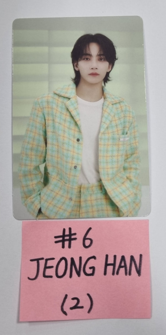 Seventeen "FOLLOW" - Official Trading Photocard (1) - HALLYUSUPERSTORE