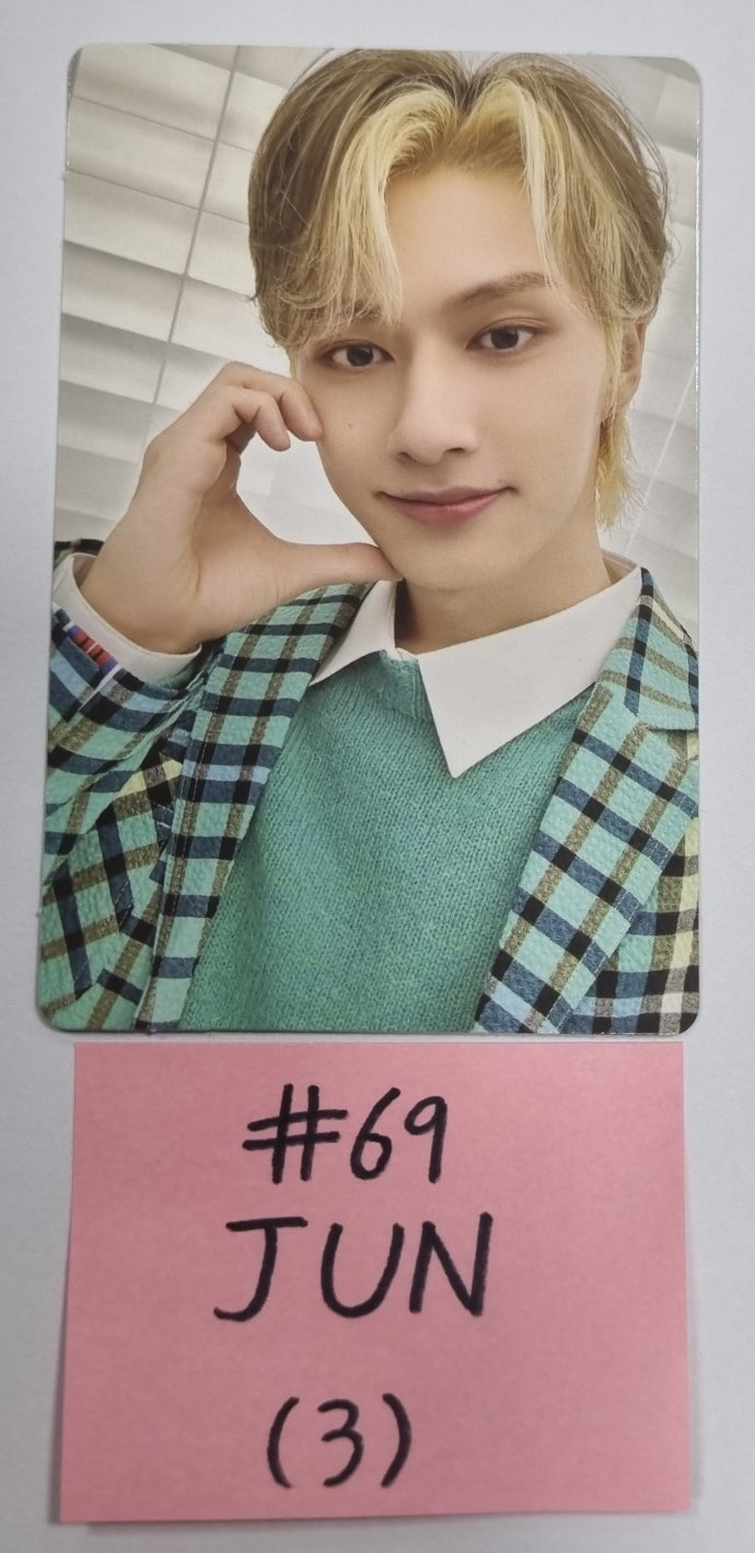 Seventeen "FOLLOW" - Official Trading Photocard (3) - HALLYUSUPERSTORE