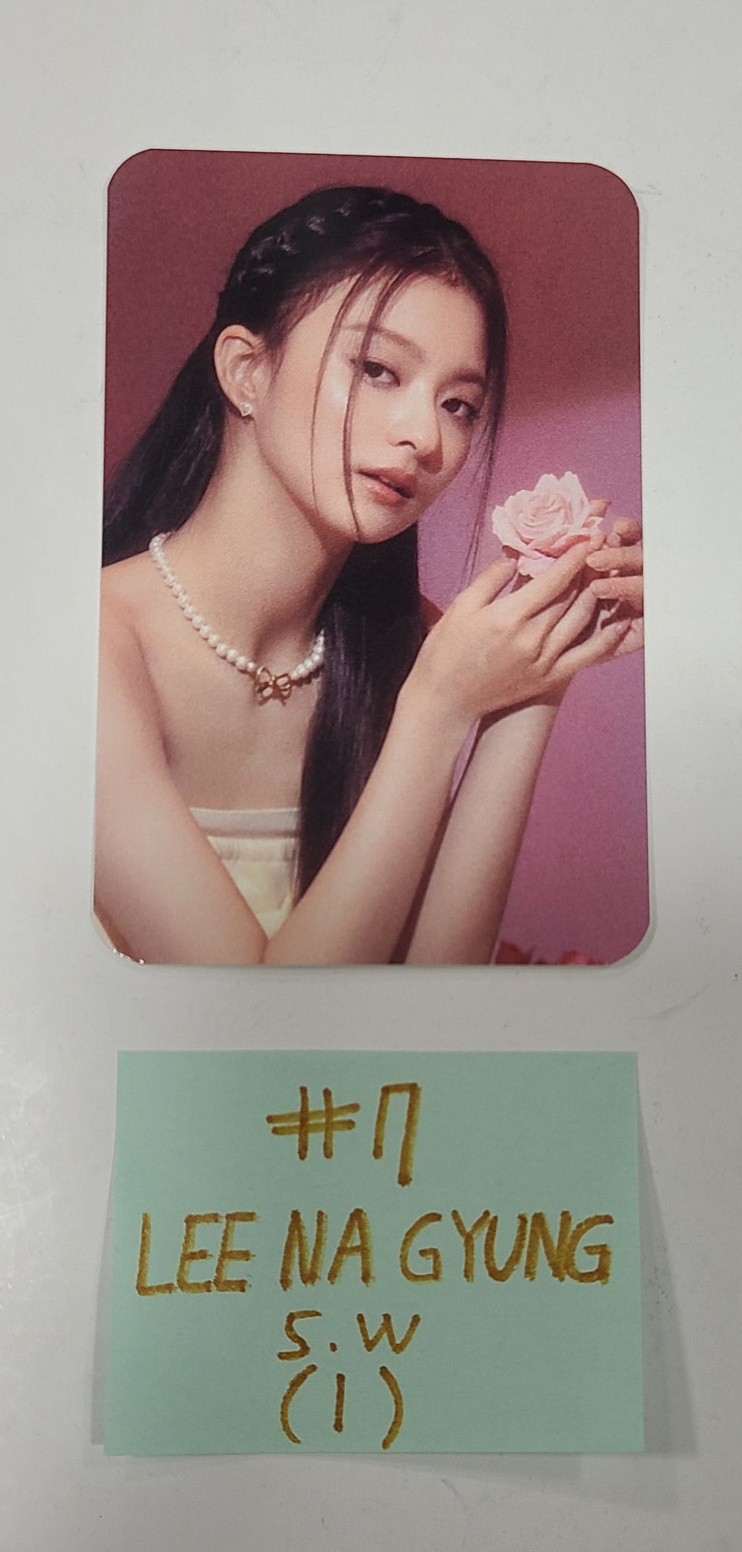 Fromis_9 "Unlock My World" - Soundwave Fansign Event Photocard - HALLYUSUPERSTORE