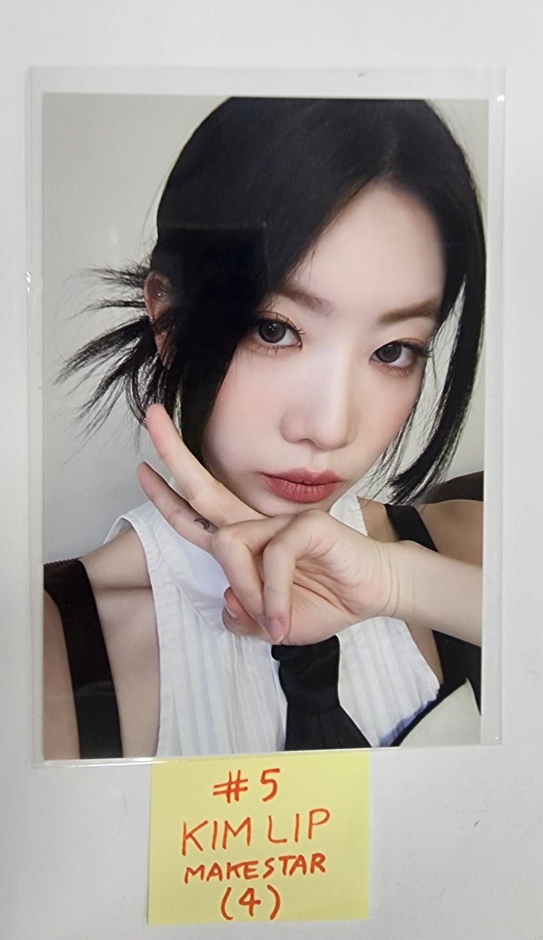 ODD EYE CIRCLE "Version Up" - Makestar Pre-Order Benefit Photo &amp; Good Luck Card - HALLYUSUPERSTORE