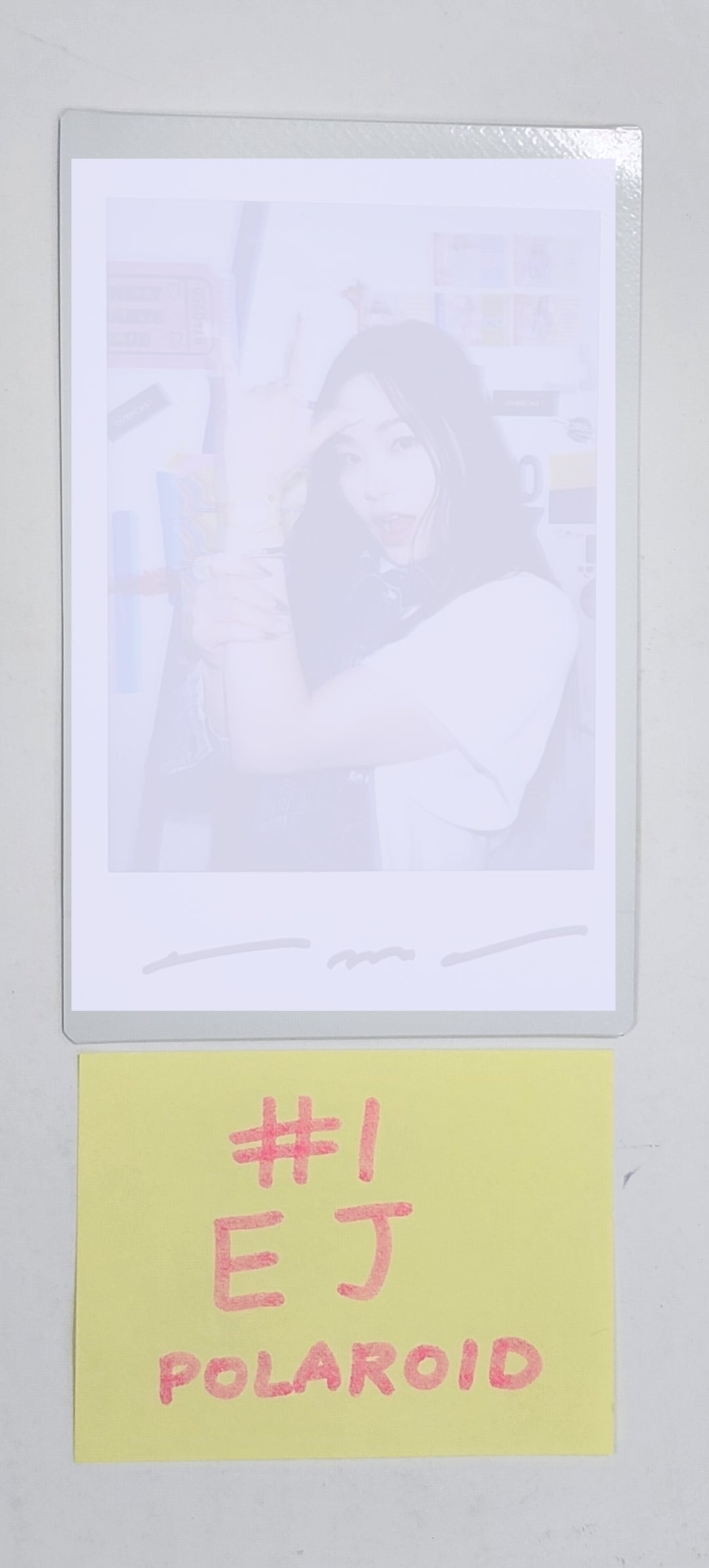 Alice "Show_Down" - Inside Record Hand Autographed(Signed) Polaroid &amp; Message Card - HALLYUSUPERSTORE