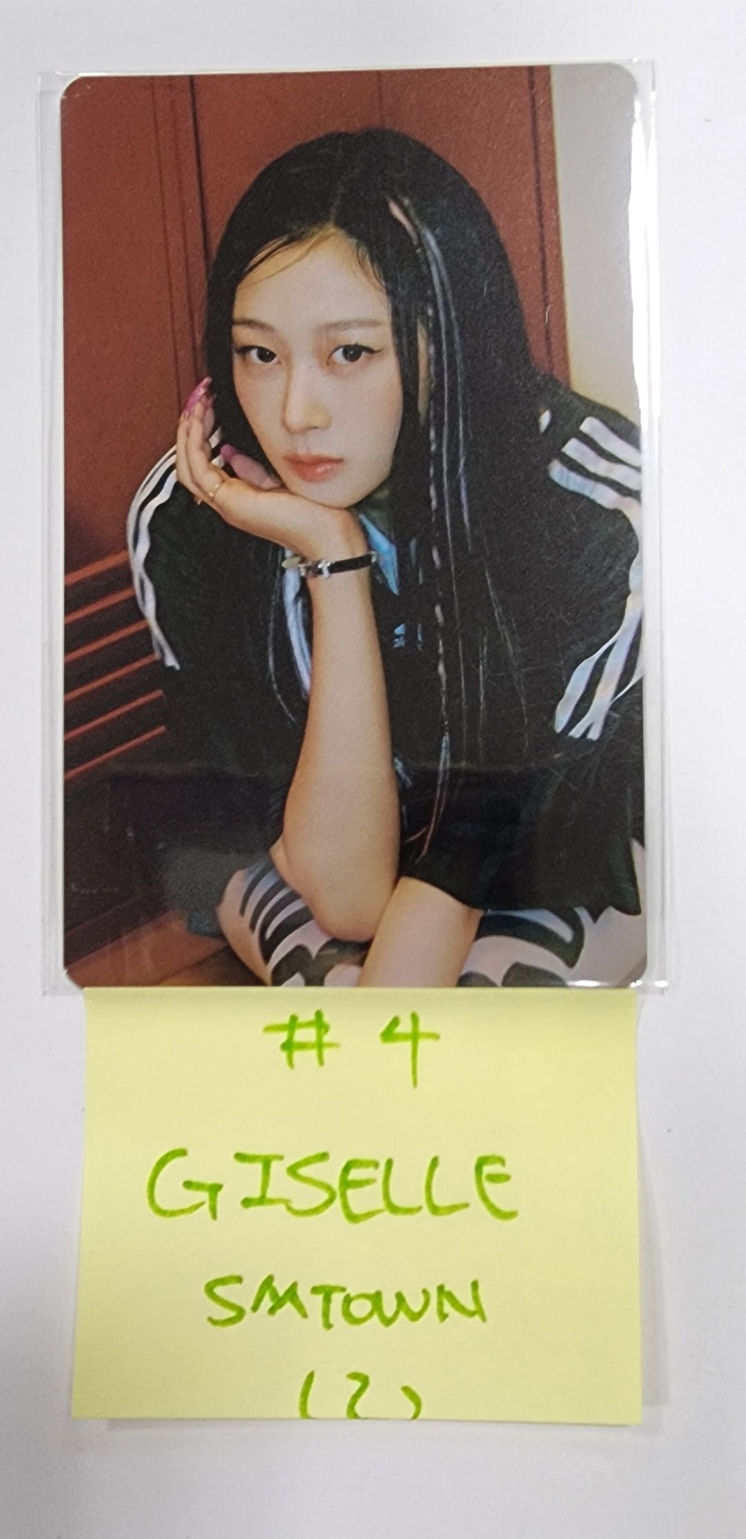 Aespa "MY WORLD" - Smtown &amp; Store Bath Bomb Photocard - HALLYUSUPERSTORE