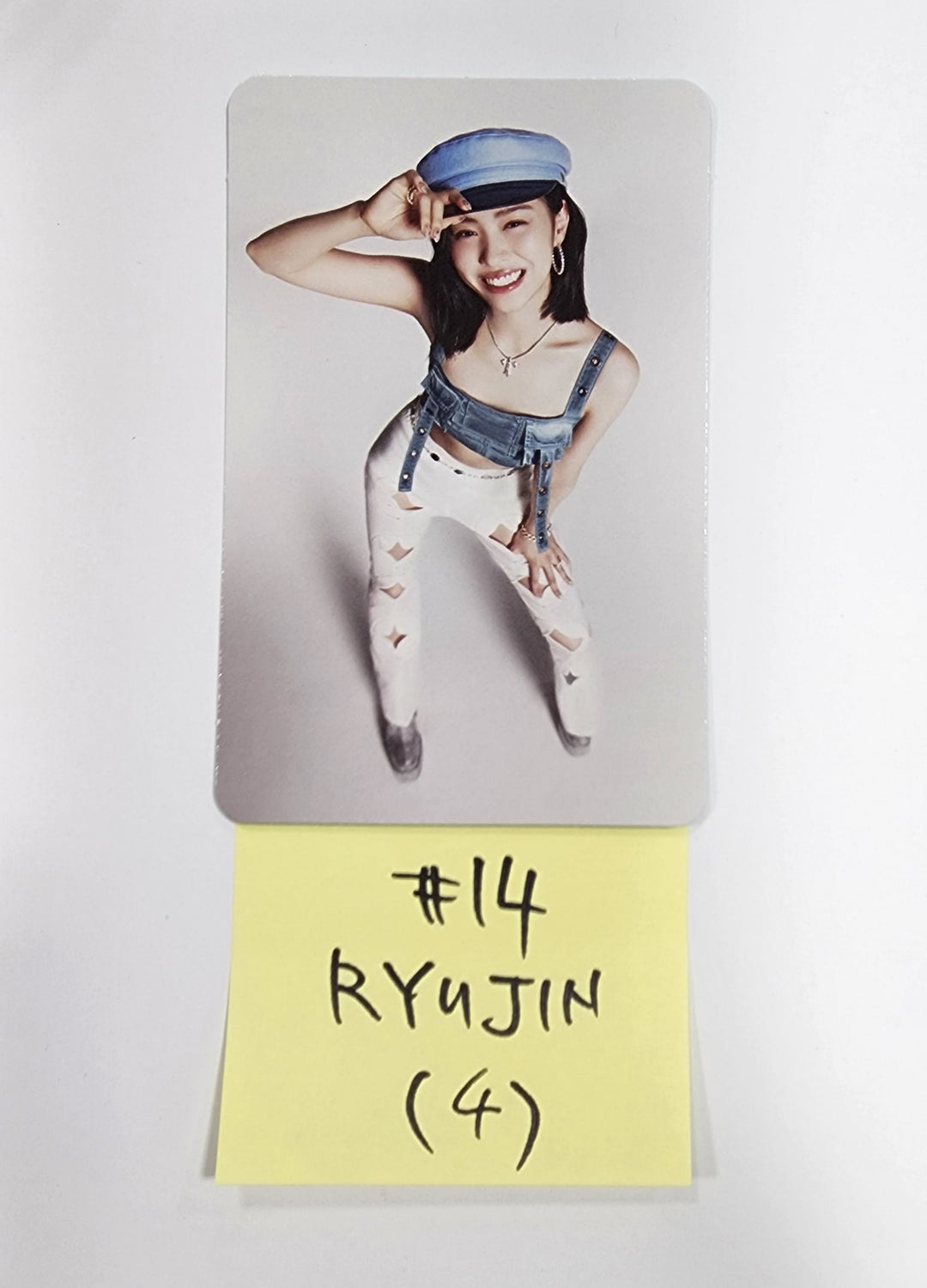 ITZY "KILL MY DOUBT" - Official Trading Photocard - HALLYUSUPERSTORE