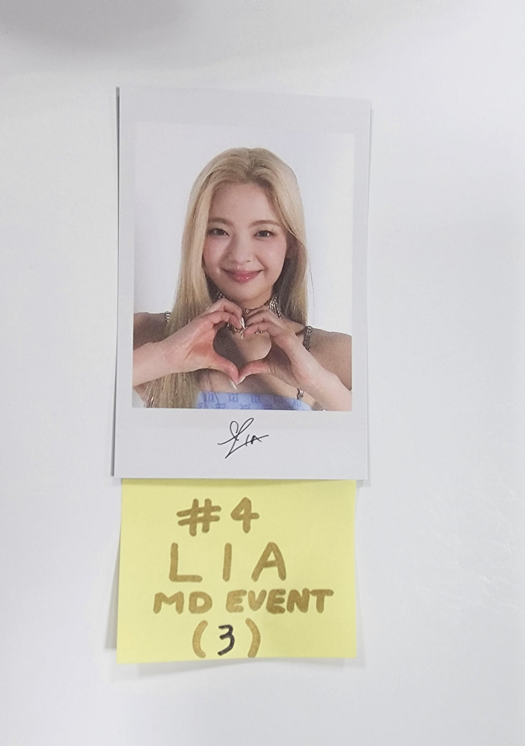 ITZY "KILL MY DOUBT" - Soundwave Pop-Up MD Event Photocard - HALLYUSUPERSTORE