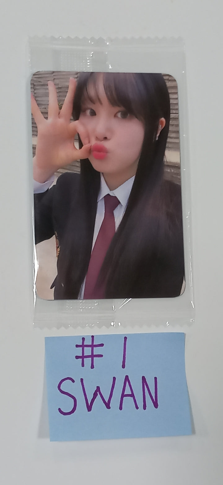 SWAN (Of Purple Kiss) "Twenty" [CASSETTE TAPE] -Ktown4u Fansign Event Photocard - HALLYUSUPERSTORE