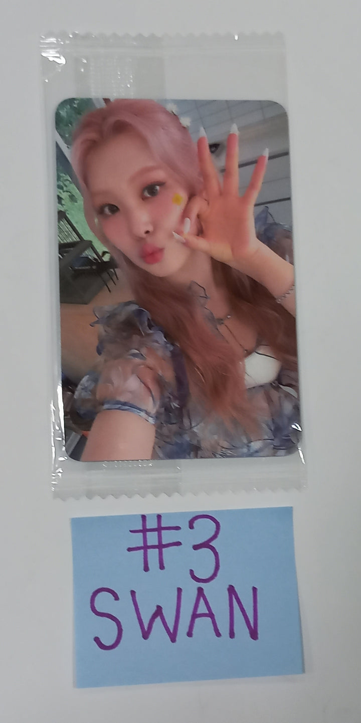 SWAN (Of Purple Kiss) "Twenty" [CASSETTE TAPE] -Ktown4u Fansign Event Photocard - HALLYUSUPERSTORE
