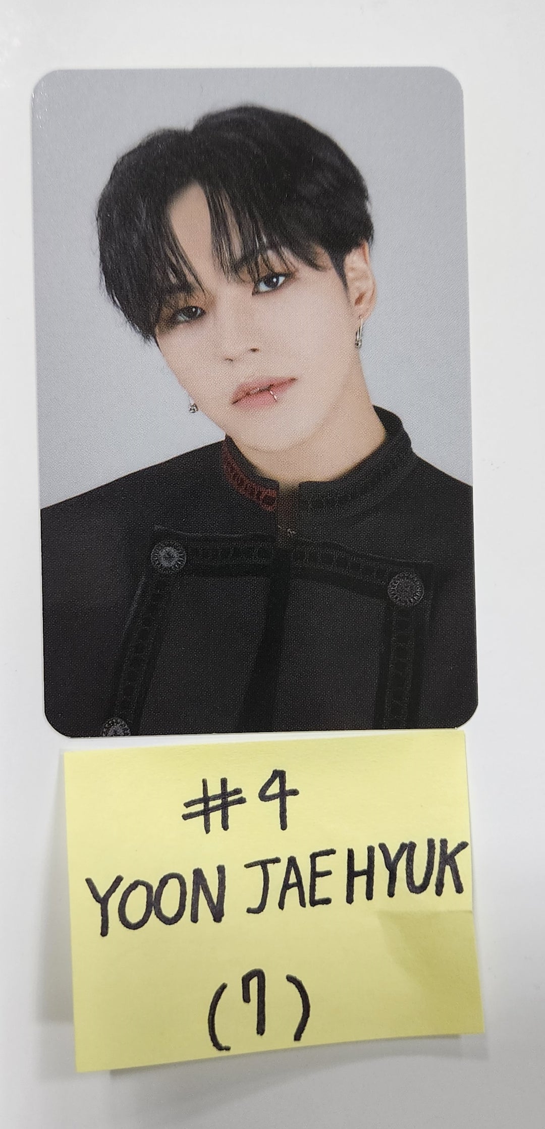 Treasure 2nd Full "REBOOT" Pop-Up Store - Official Trading Card (1) - HALLYUSUPERSTORE