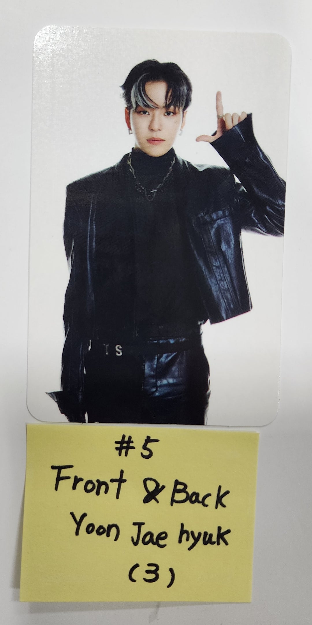 Treasure 2nd Full "REBOOT" - Official Photocard (YG Tag Album) [Front &amp; Back Photocard + Group Photocard] - HALLYUSUPERSTORE