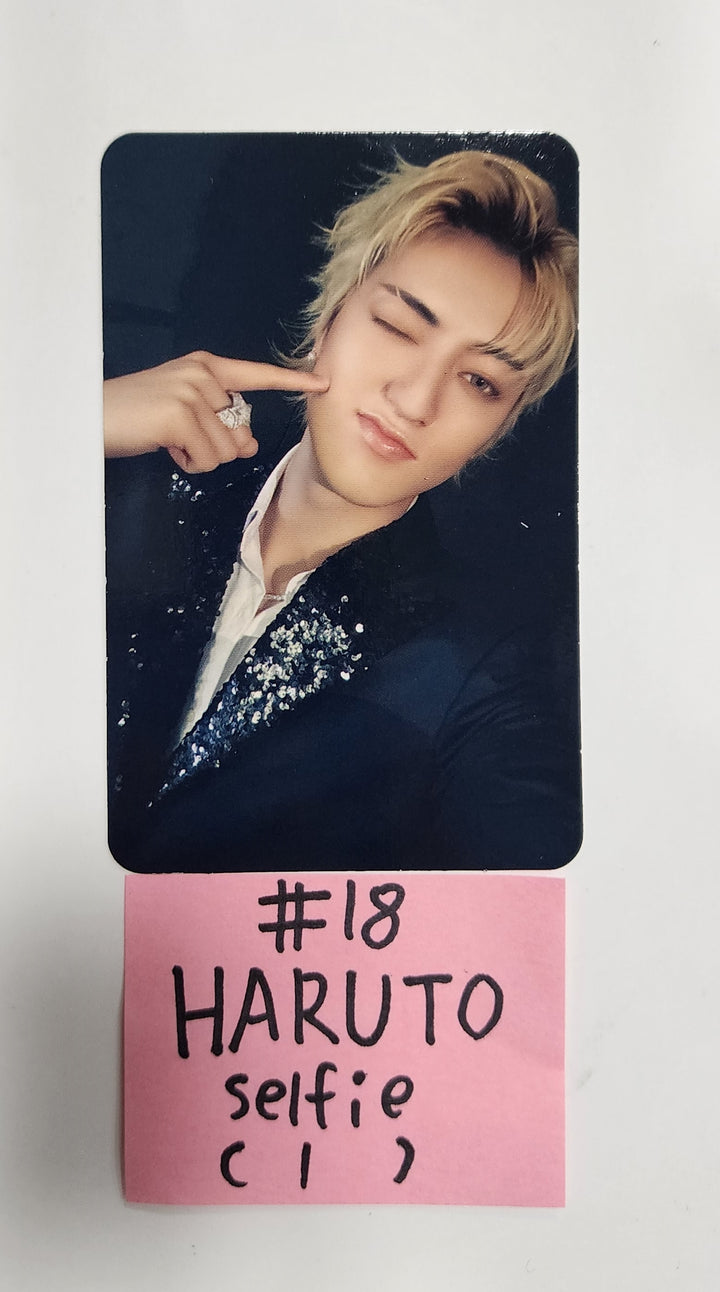 Treasure 2nd Full "REBOOT" - Official Photocard (YG Tag Album) [Selfie Photocard] - HALLYUSUPERSTORE