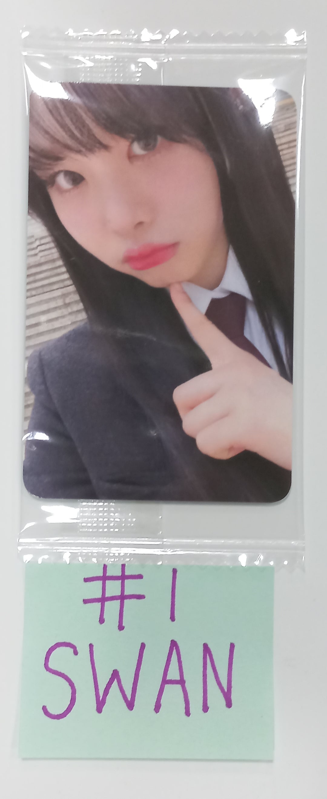 SWAN (Of Purple Kiss) "Twenty" [CASSETTE TAPE] - Ktown4u Fansign Event Photocard Round 2 - HALLYUSUPERSTORE