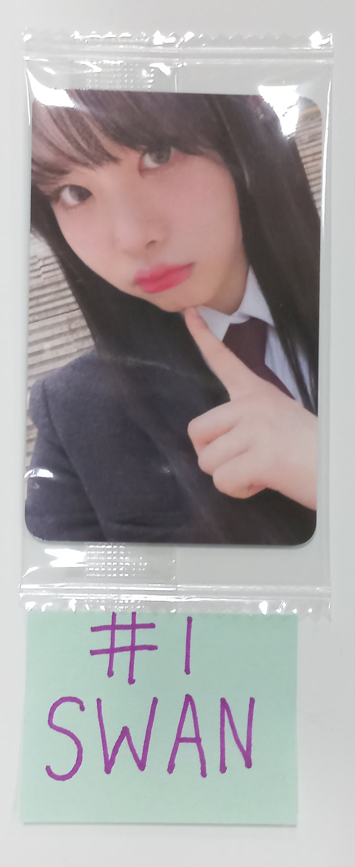 SWAN (Of Purple Kiss) "Twenty" [CASSETTE TAPE] - Ktown4u Fansign Event Photocard Round 2 - HALLYUSUPERSTORE