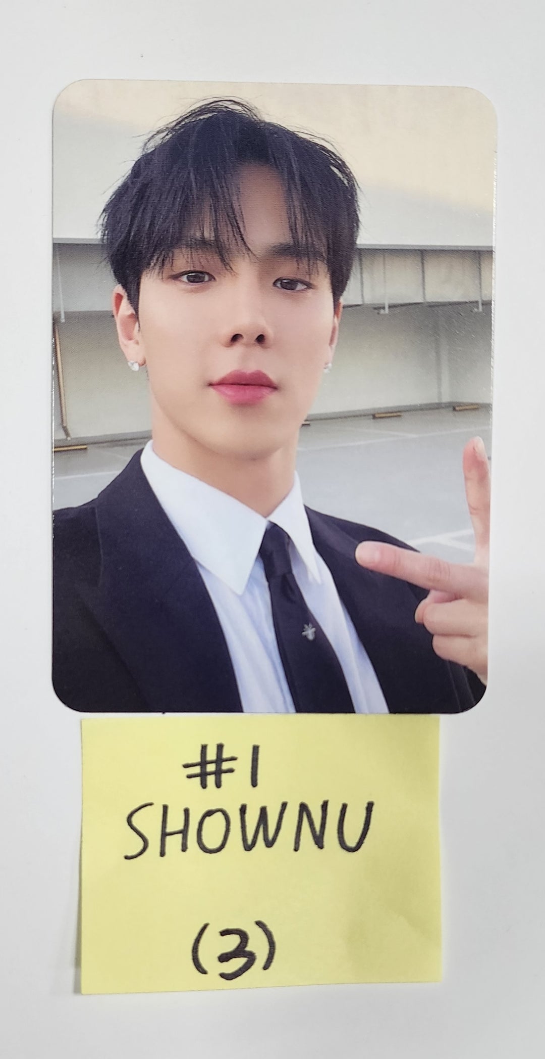 Shownu X Hyungwon "The Unseen" - Official Photocard &amp; Paper Tag - HALLYUSUPERSTORE
