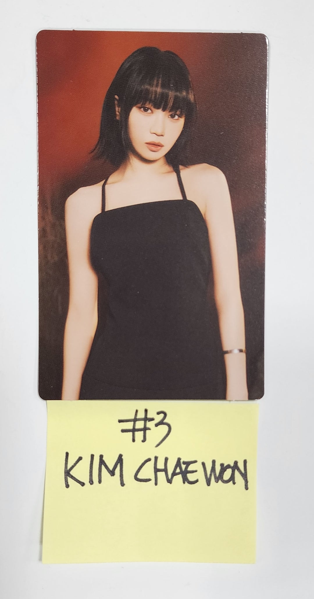 LE SSERAFIM "FLAME RISES" - Mini Photocard (1) [Restocked 8/4] - HALLYUSUPERSTORE