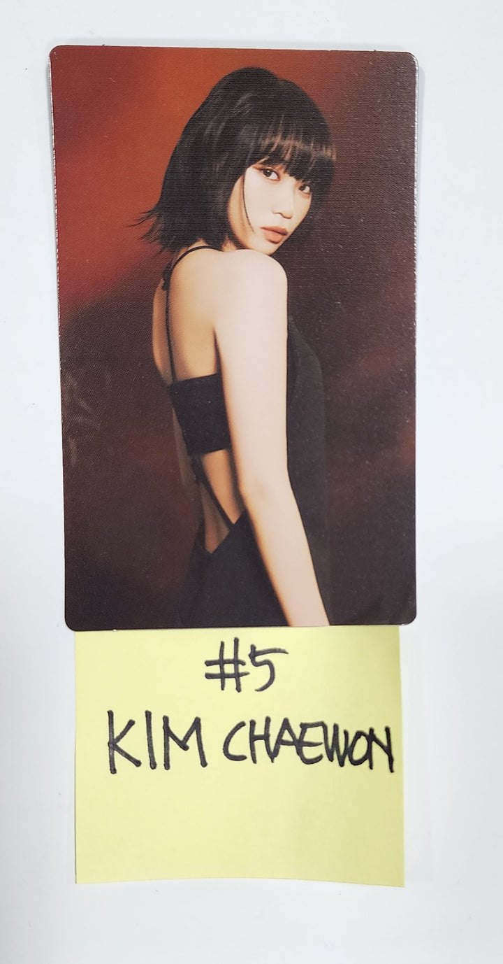 LE SSERAFIM "FLAME RISES" - Mini Photocard (1) [Restocked 8/4] - HALLYUSUPERSTORE