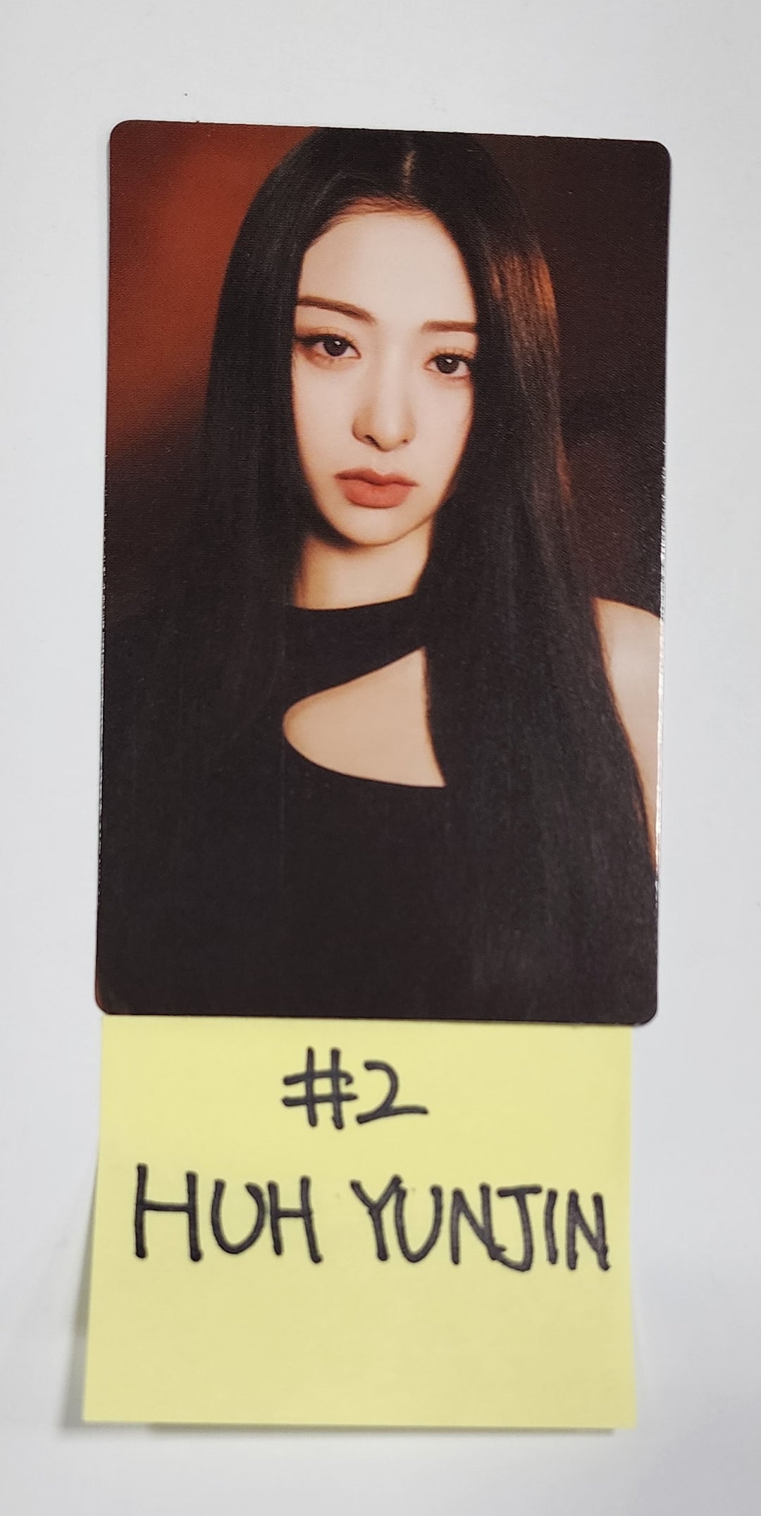 LE SSERAFIM "FLAME RISES" - Mini Photocard (1) [Restocked 8/4] - HALLYUSUPERSTORE
