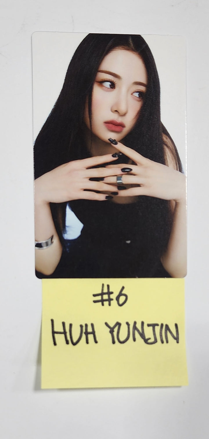 LE SSERAFIM "FLAME RISES" - Mini Photocard (1) [Restocked 8/4] - HALLYUSUPERSTORE