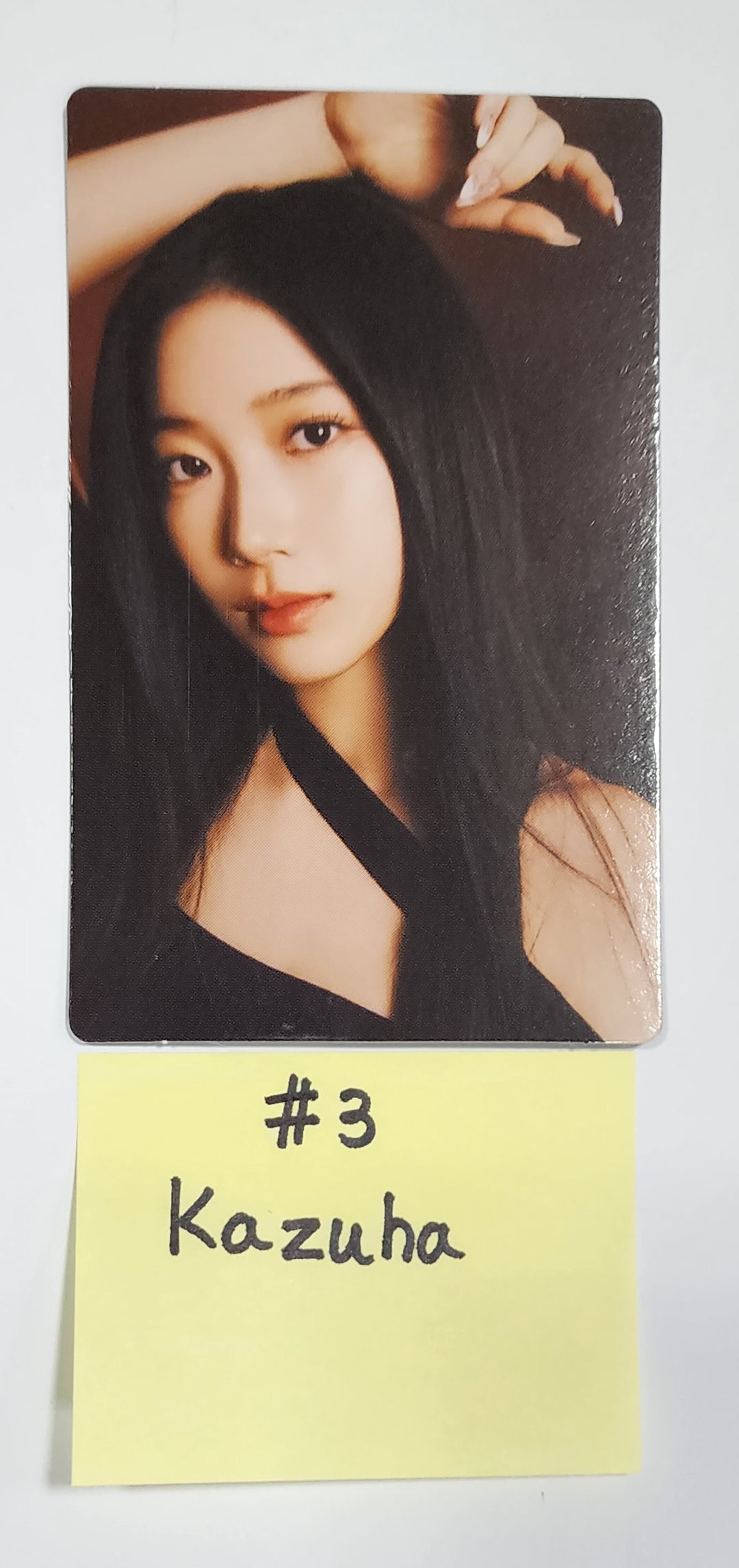 LE SSERAFIM "FLAME RISES" - Mini Photocard (2) [Restocked 8/4] - HALLYUSUPERSTORE