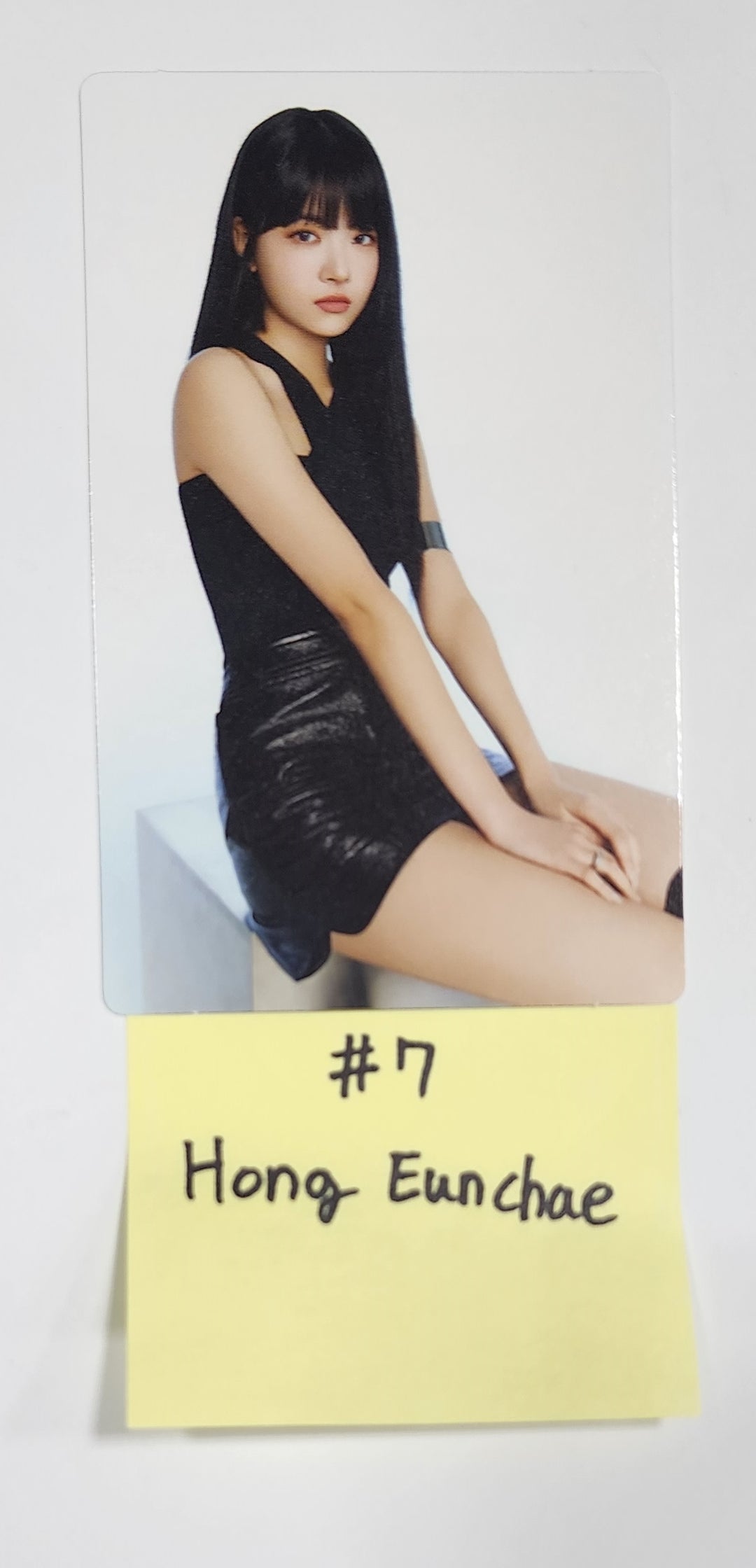 LE SSERAFIM "FLAME RISES" - Mini Photocard (2) [Restocked 8/4] - HALLYUSUPERSTORE