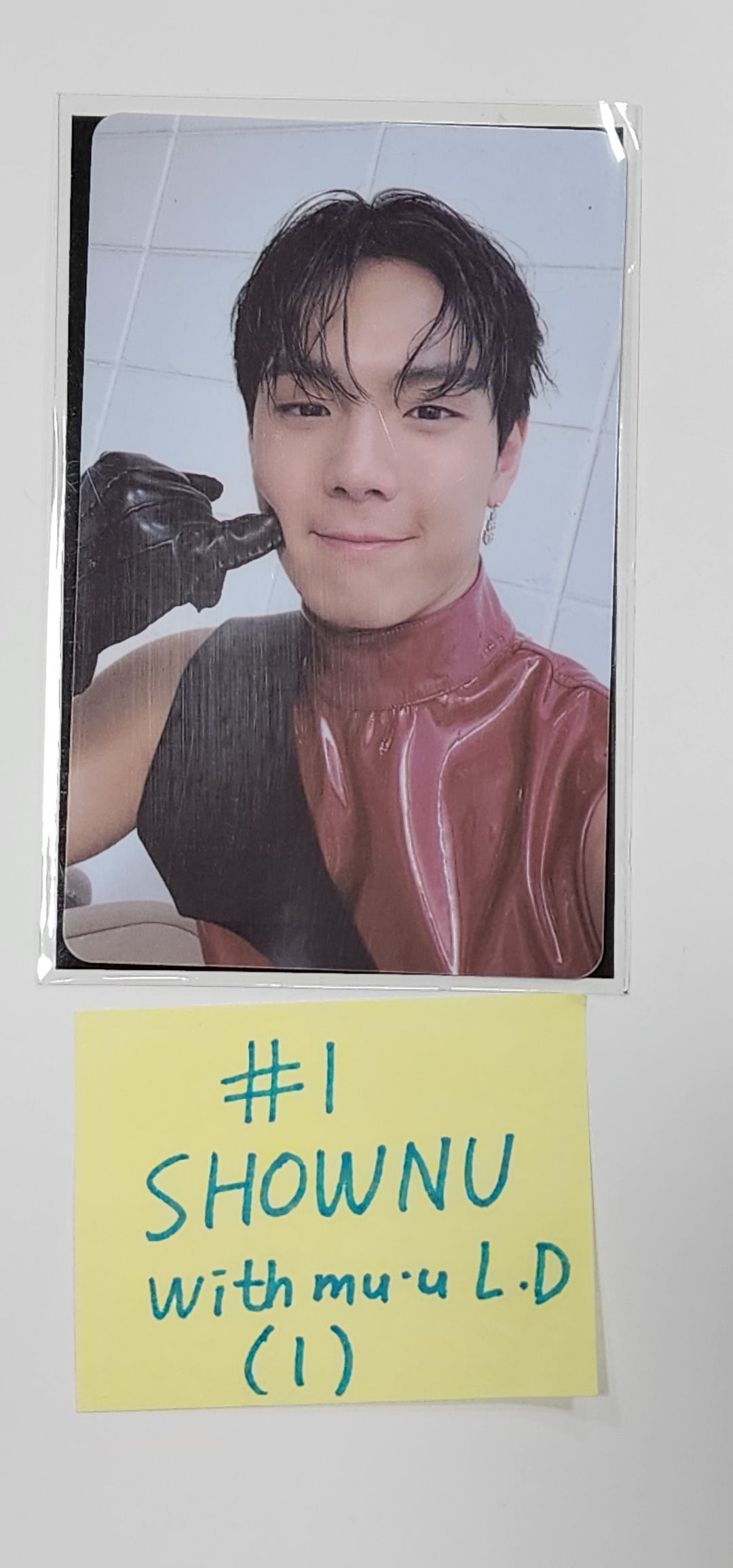 Shownu X Hyungwon "The Unseen" - Withmuu Lucky Draw Event PVC Photocard, Hand Autographed(Signed) PVC Photocard - HALLYUSUPERSTORE