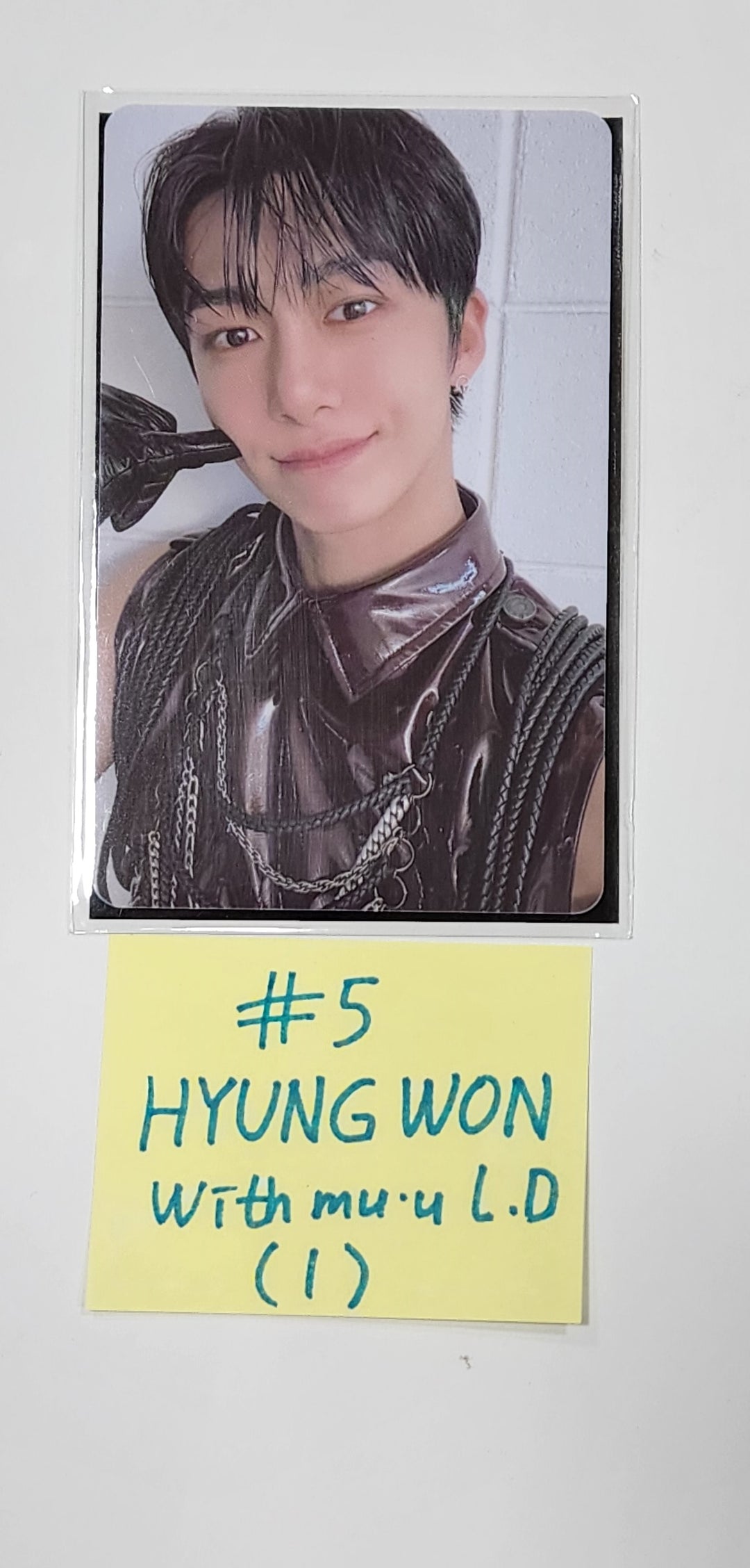 Shownu X Hyungwon "The Unseen" - Withmuu Lucky Draw Event PVC Photocard, Hand Autographed(Signed) PVC Photocard - HALLYUSUPERSTORE
