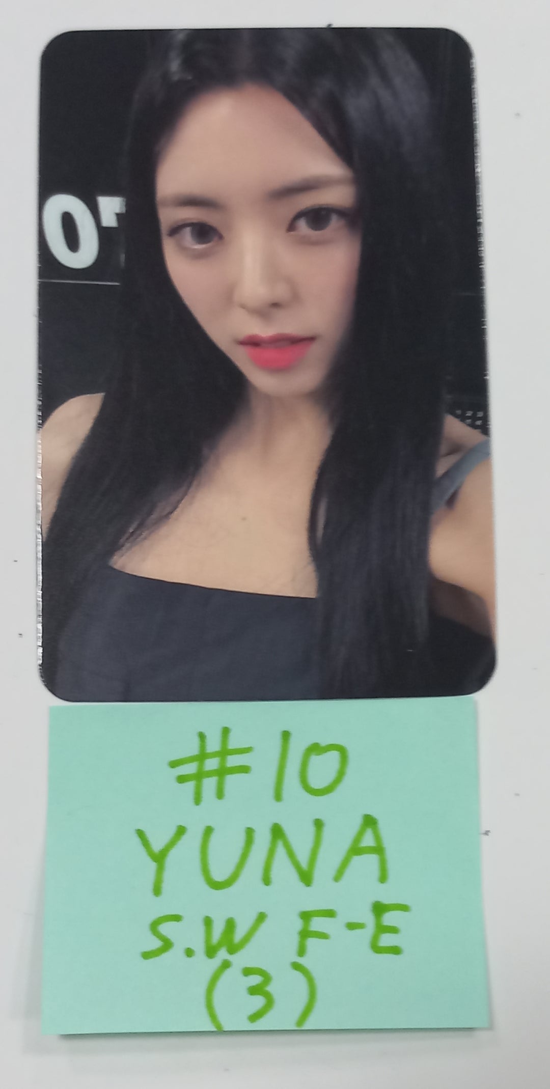 ITZY "KILL MY DOUBT" - Soundwave Fansign Event Photocard Round 4 - HALLYUSUPERSTORE