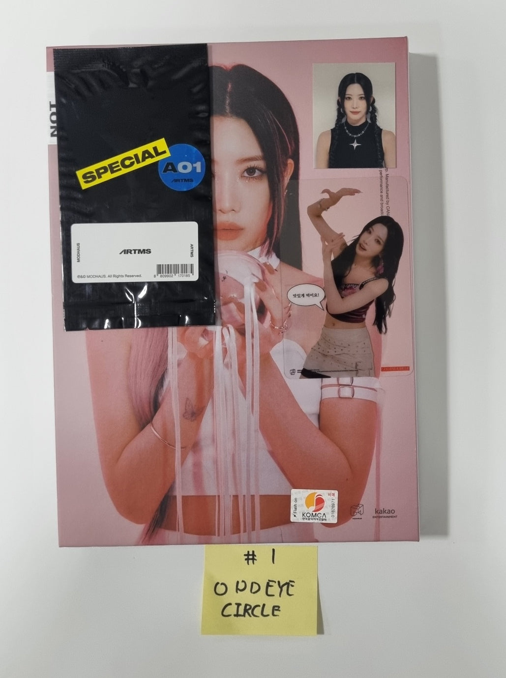 StayC 3rd Mini "TEENFRESH", Jihyo (of Twice) 1st Mini "ZONE", TripleS "LOVElution : MUHAN", Everglow 2nd Single "All My Girls", ODD EYE CIRCLE "Version Up" - Hand Autographed(Signed) Promo Album [23.08.21] - HALLYUSUPERSTORE