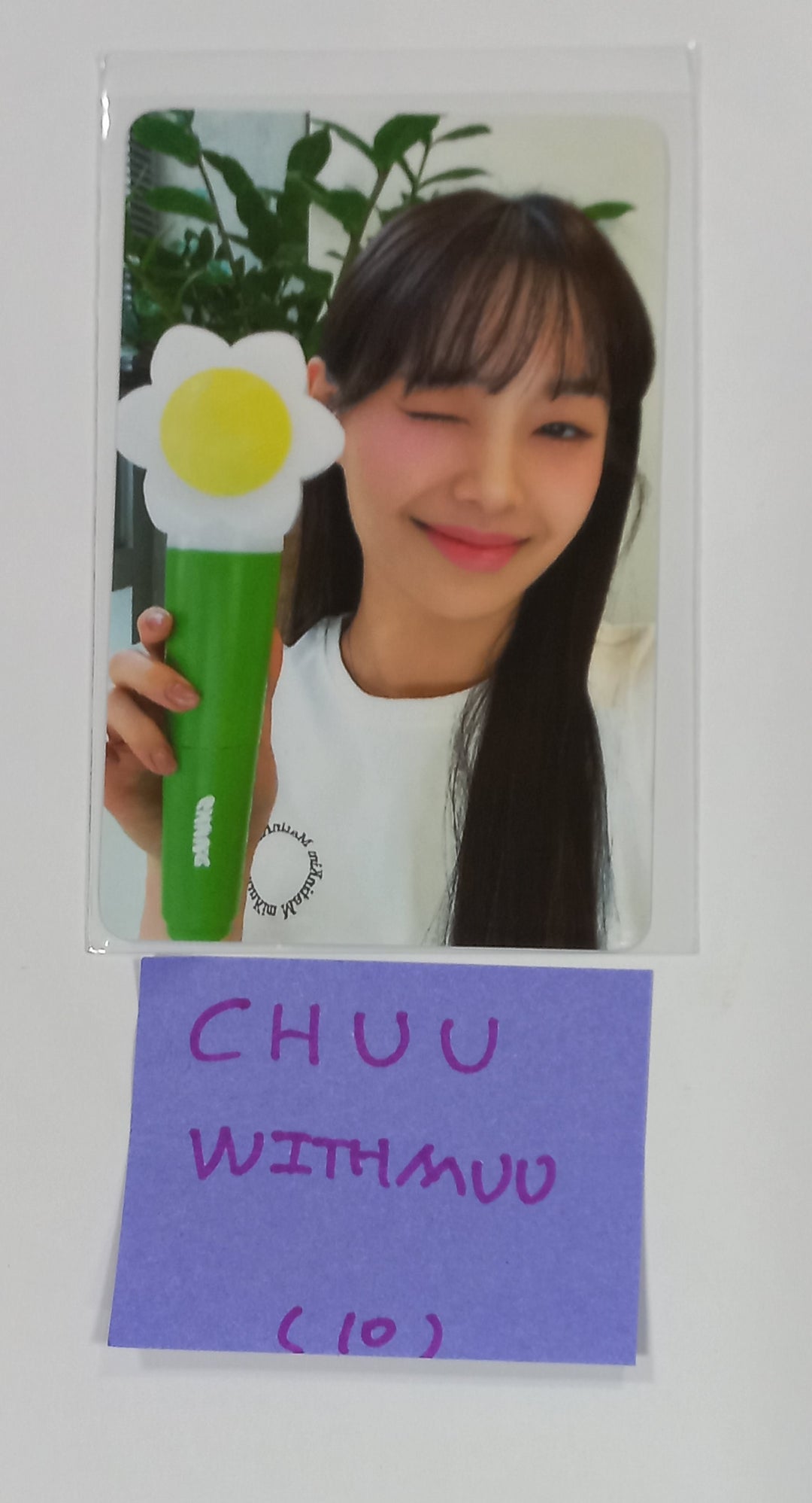 Chuu - Official Light Stick Withmuu Pre-Order Benefit Photocard [23.08.21] - HALLYUSUPERSTORE