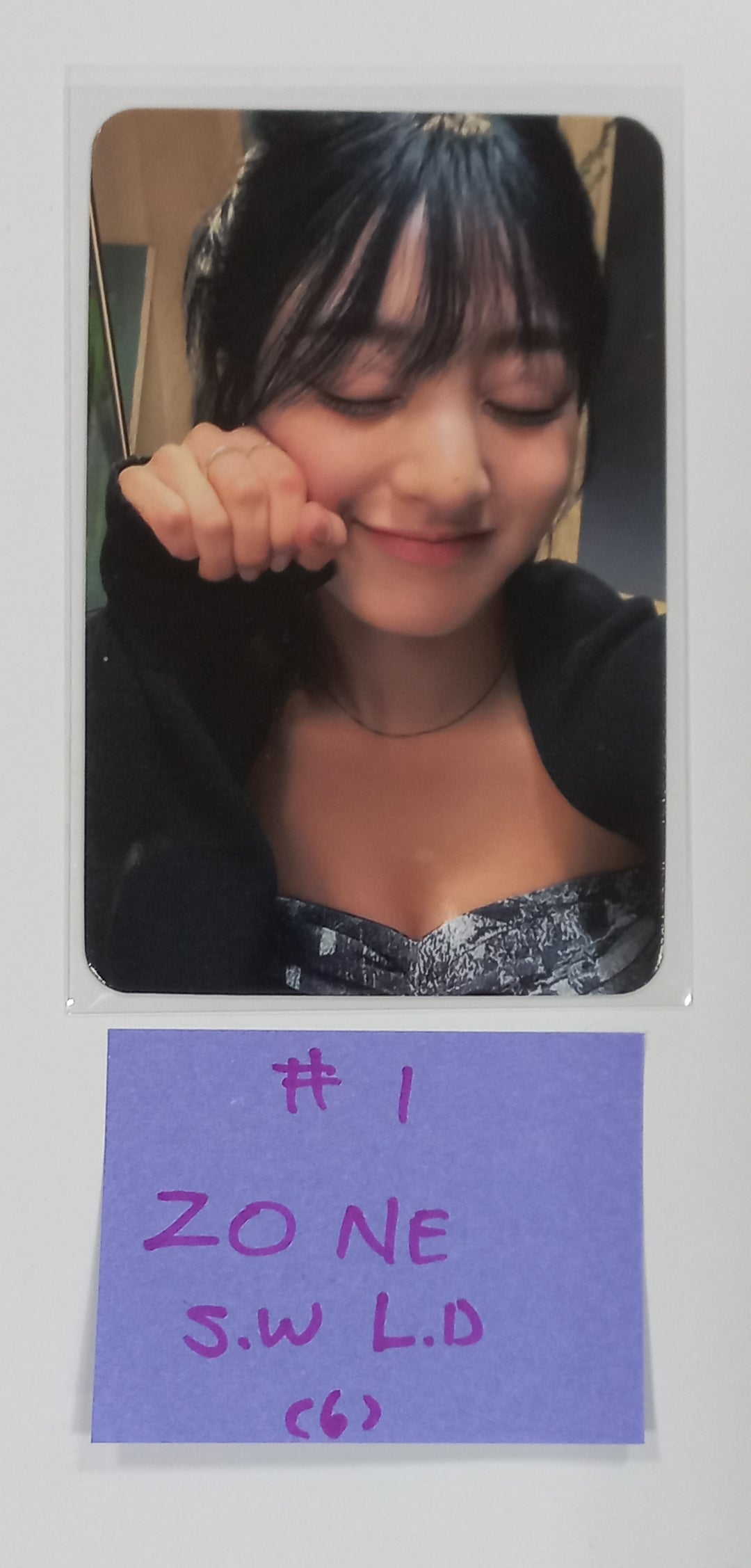 JIHYO "ZONE" 1st Mini Album - Soundwave Lucky Draw Event Photocard &amp; 2 Cut Photo [23.08.21] - HALLYUSUPERSTORE