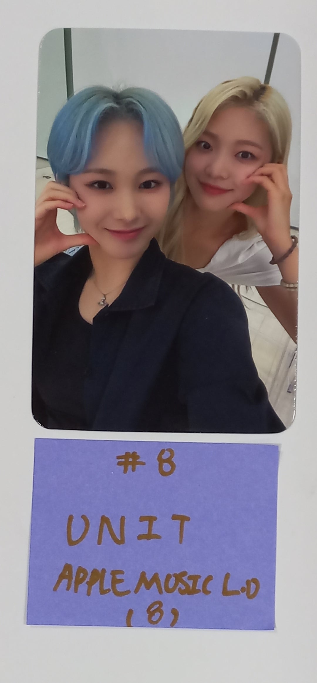 Everglow "ALL MY GIRLS" - Apple Music Lucky Draw Event Photocard [23.08.21] - HALLYUSUPERSTORE