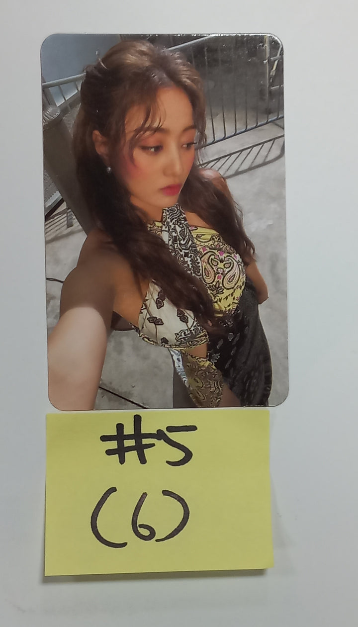 JIHYO "ZONE" 1st Mini Album - Official Photocard [23.08.21] - HALLYUSUPERSTORE