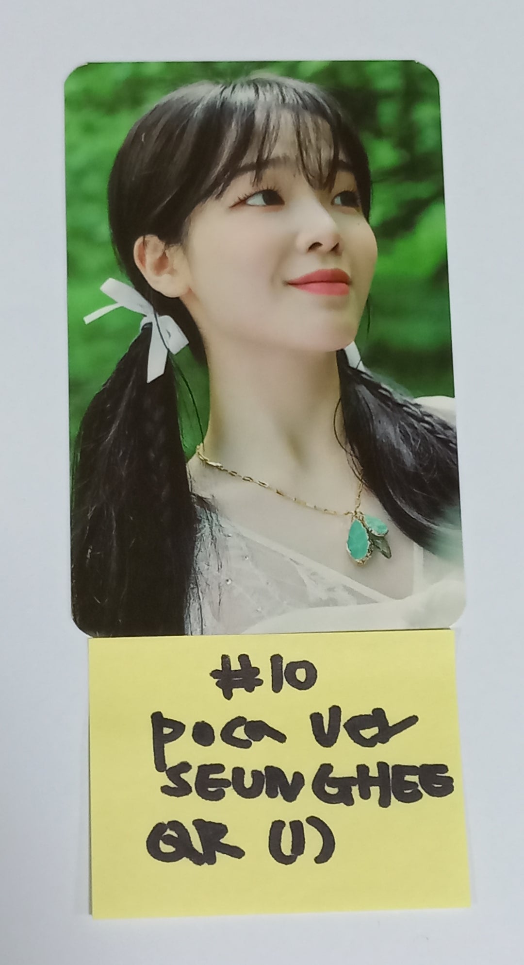 Oh My Girl "Golden Hourglass" - Official Photocard [Poca Ver] [23.08.22] - HALLYUSUPERSTORE